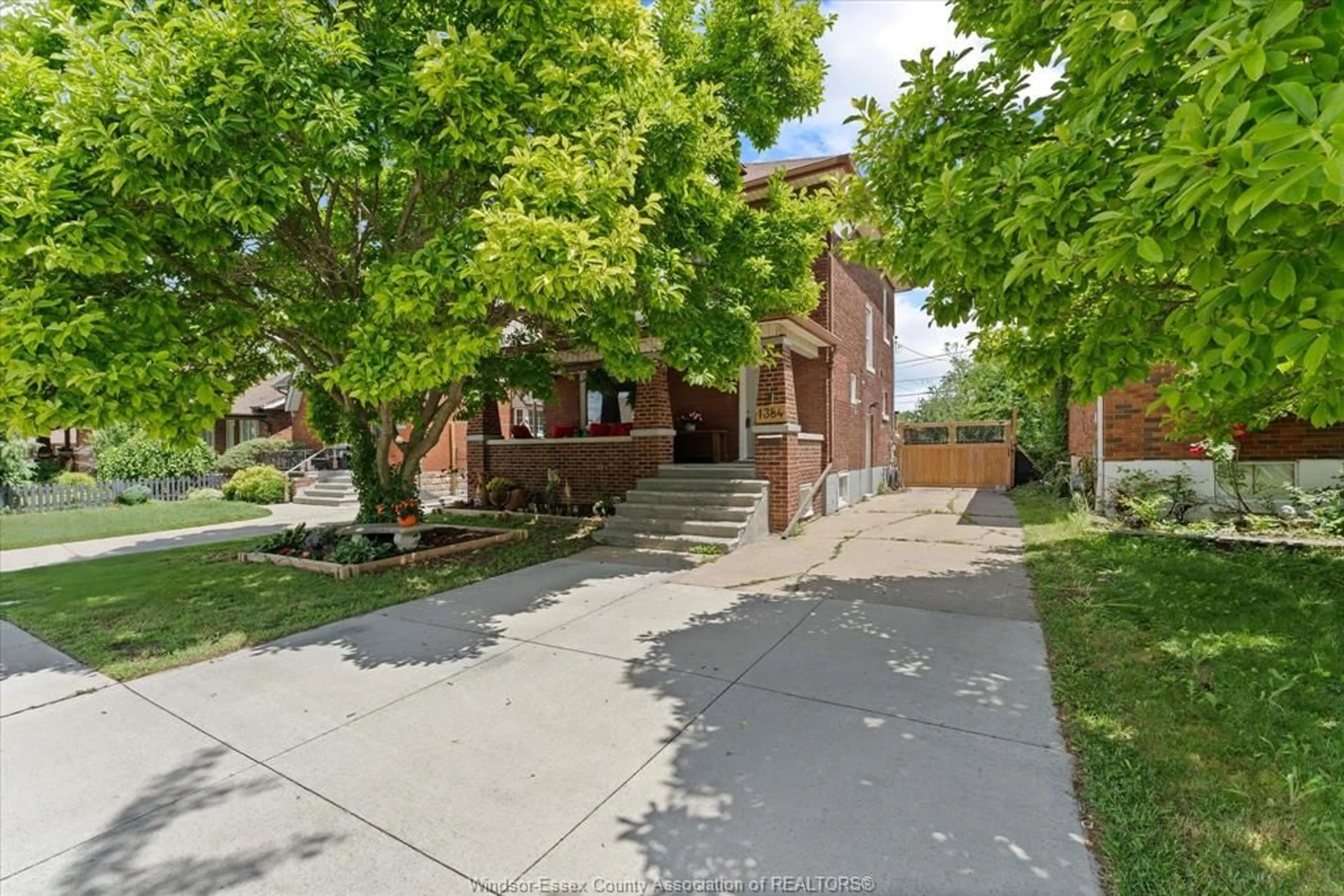 Unknown for 1384 PILLETTE Rd, Windsor Ontario N8Y 3B9