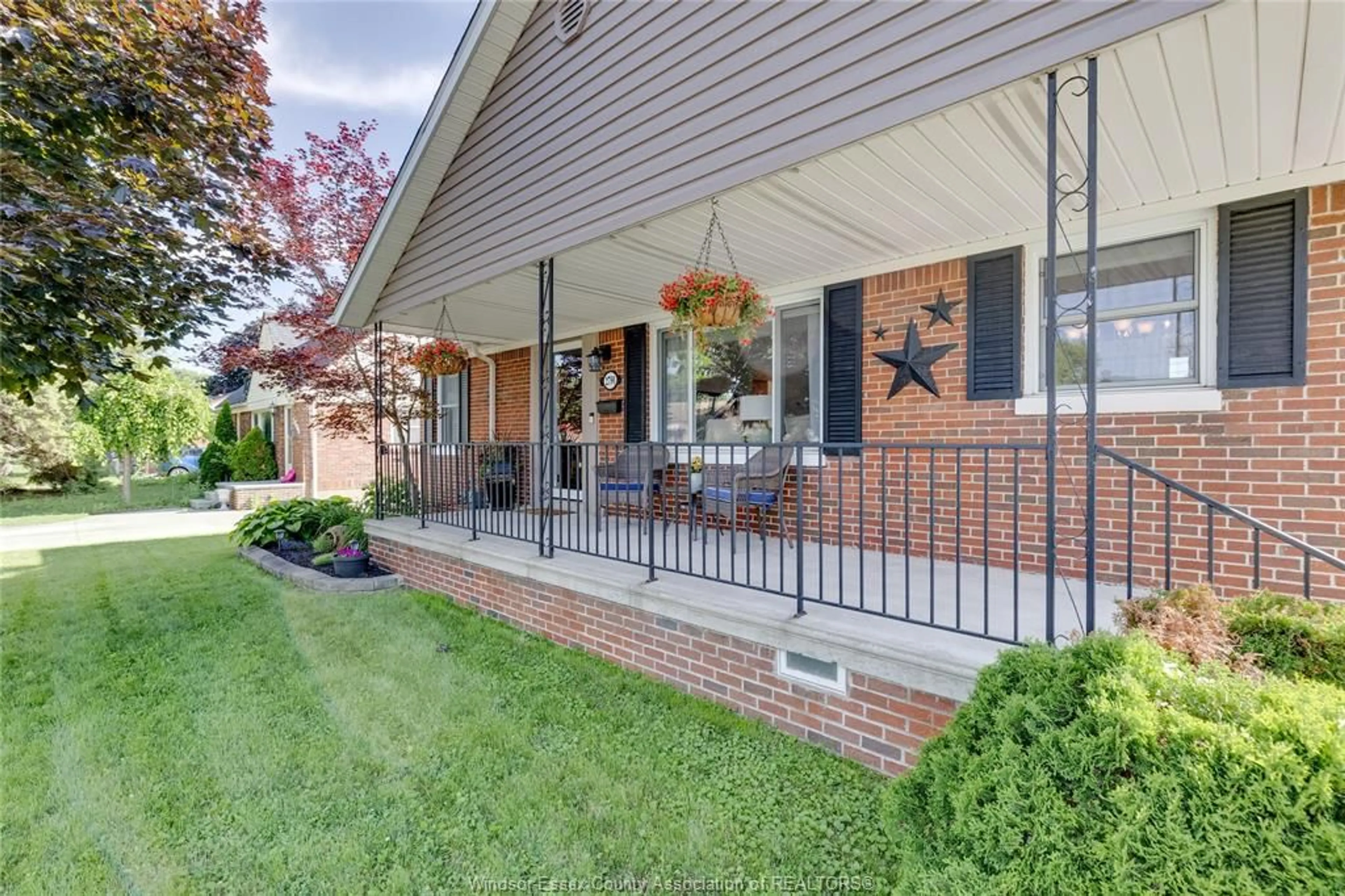 Home with brick exterior material, street for 2790 RANDOLPH Ave, Windsor Ontario N9E 3C9
