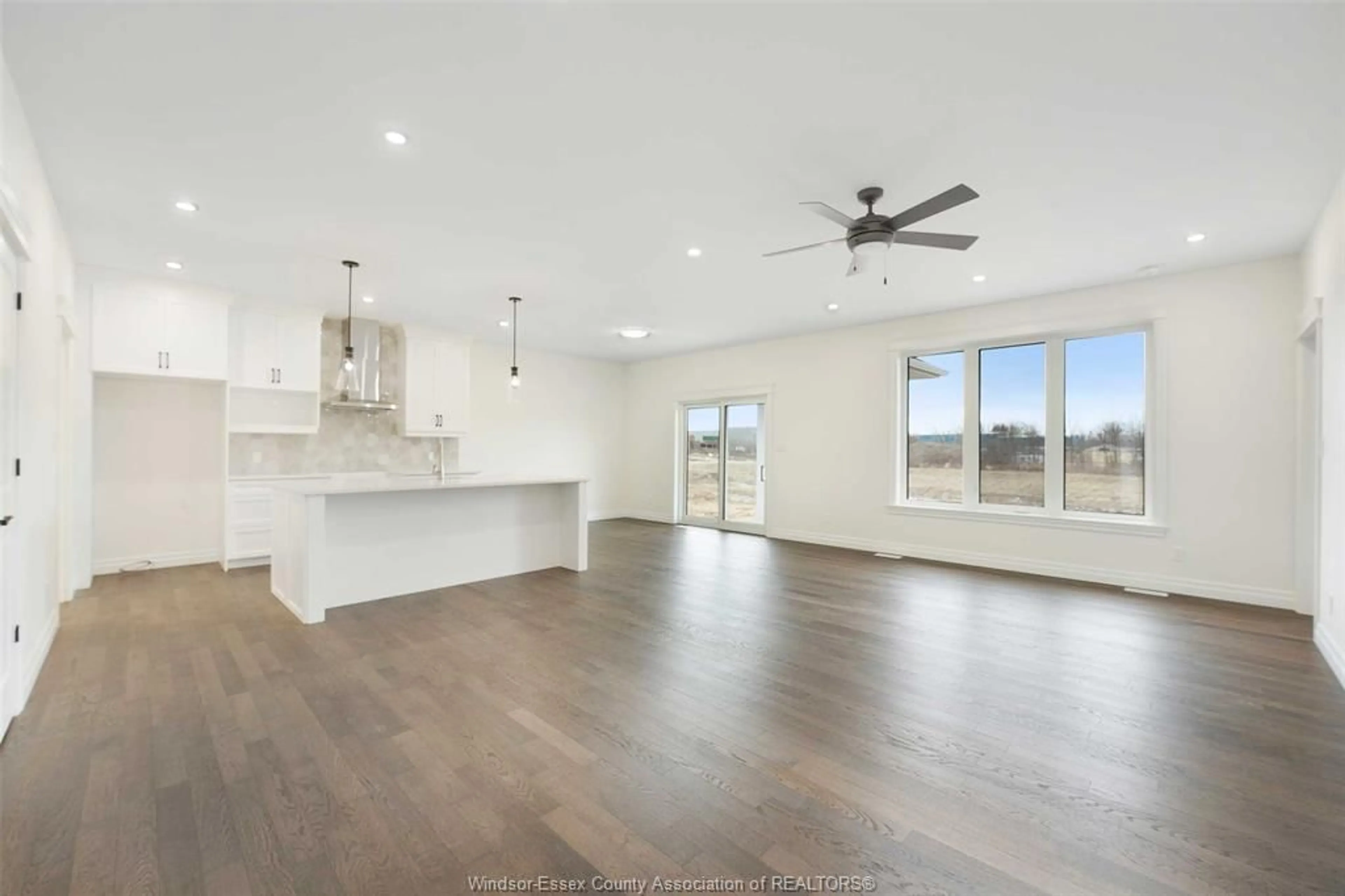 Open concept kitchen, unknown for 45 GRAF St, Harrow Ontario N0R 1G0