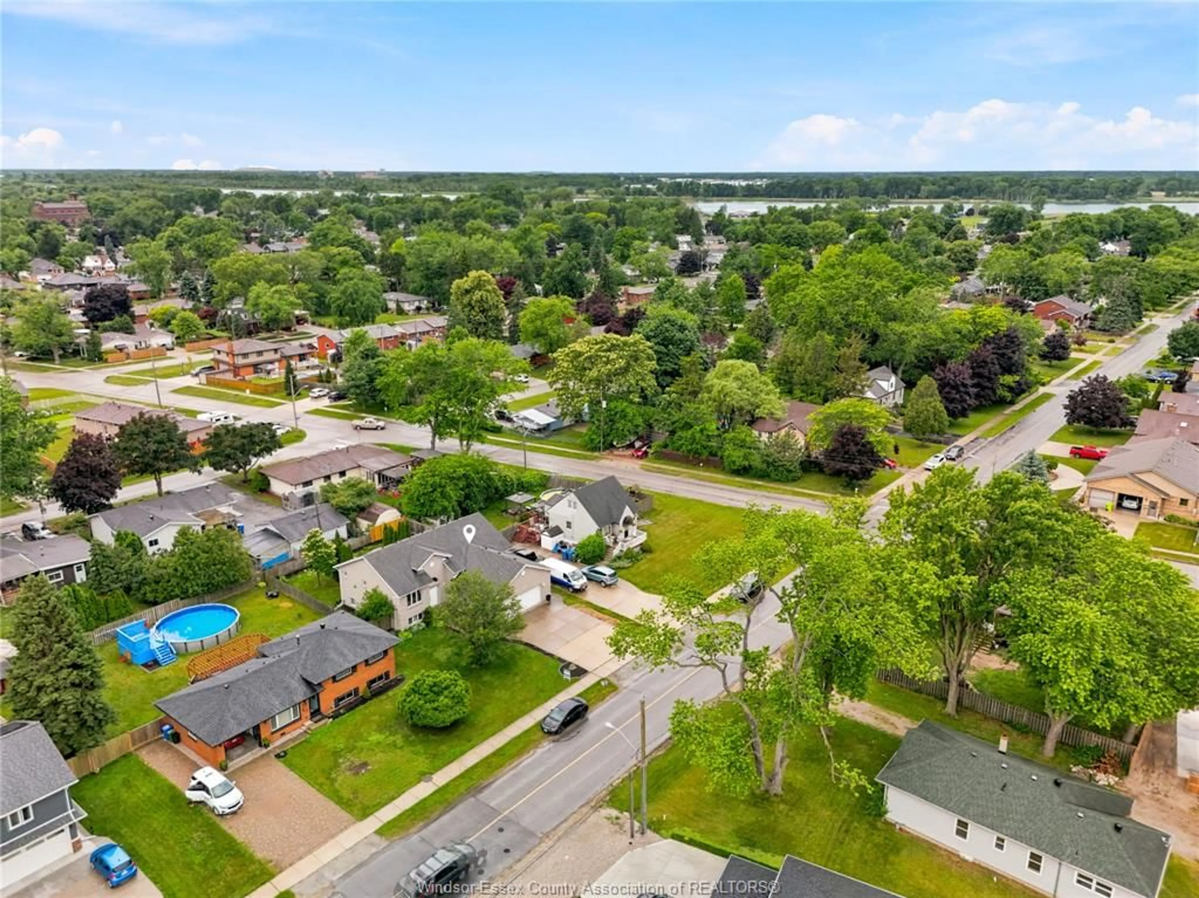 A pic from outside/outdoor area/front of a property/back of a property/a pic from drone, water/lake/river/ocean view for 312 BOUFFARD, LaSalle Ontario N9J 1G2