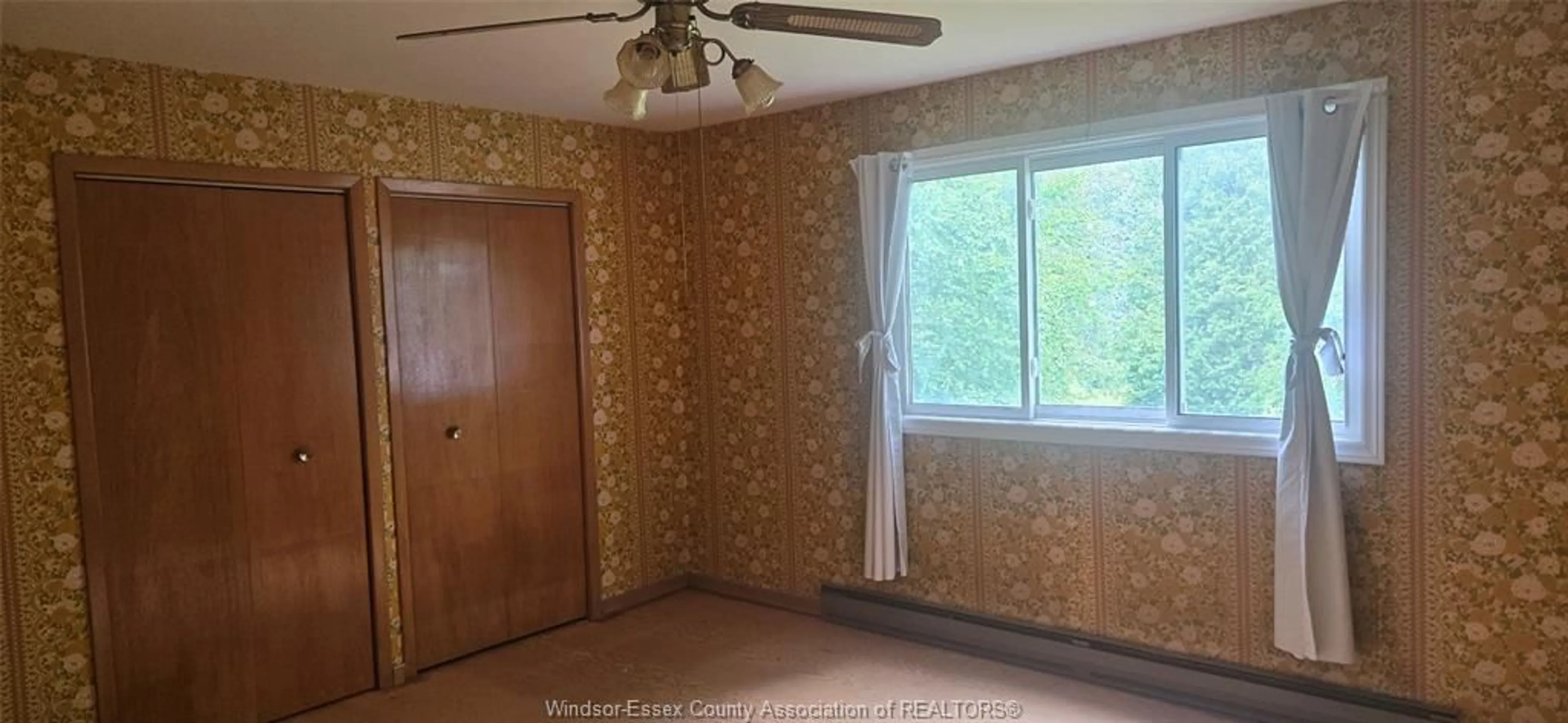 A pic of a room for 960 SCOFIELD Ave, Windsor Ontario N9G 1L7