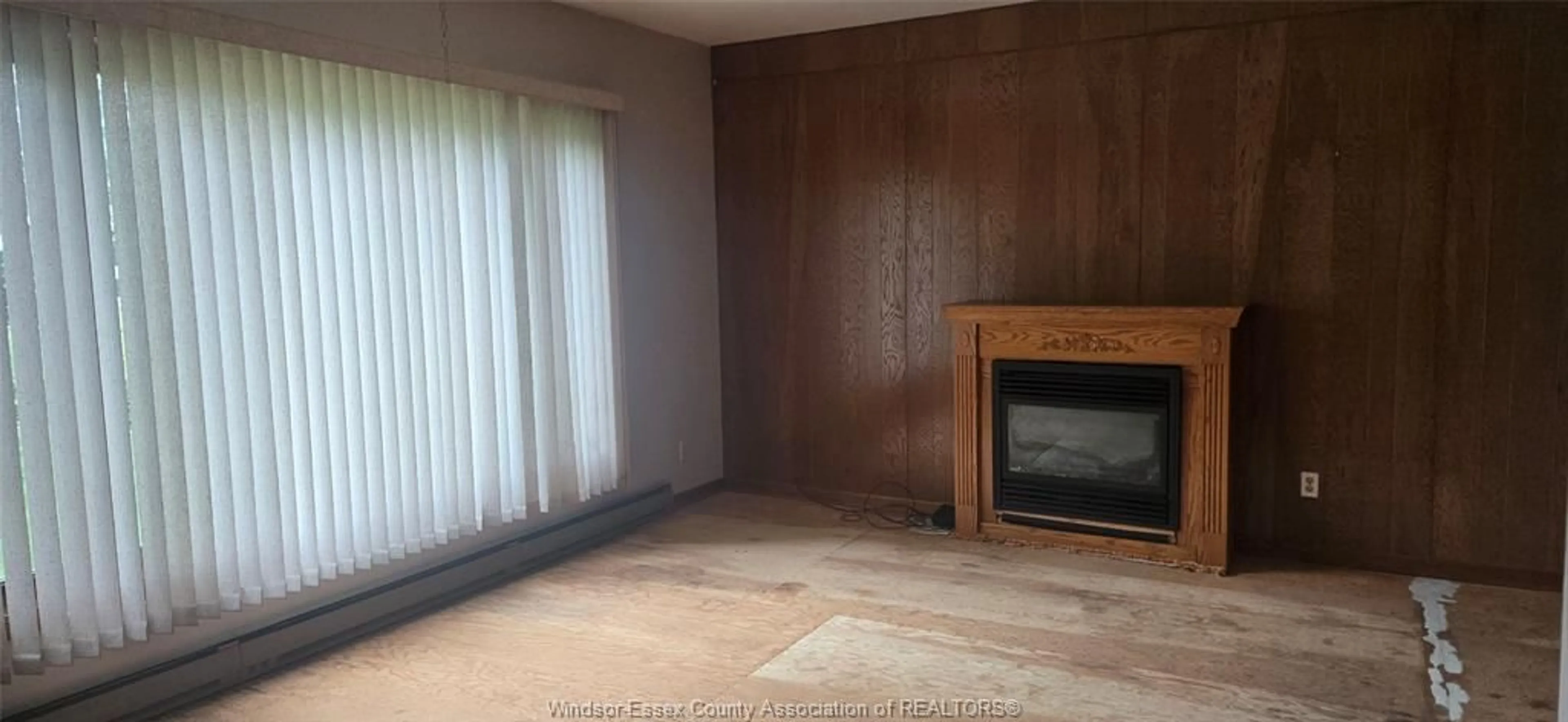 A pic of a room for 960 SCOFIELD Ave, Windsor Ontario N9G 1L7