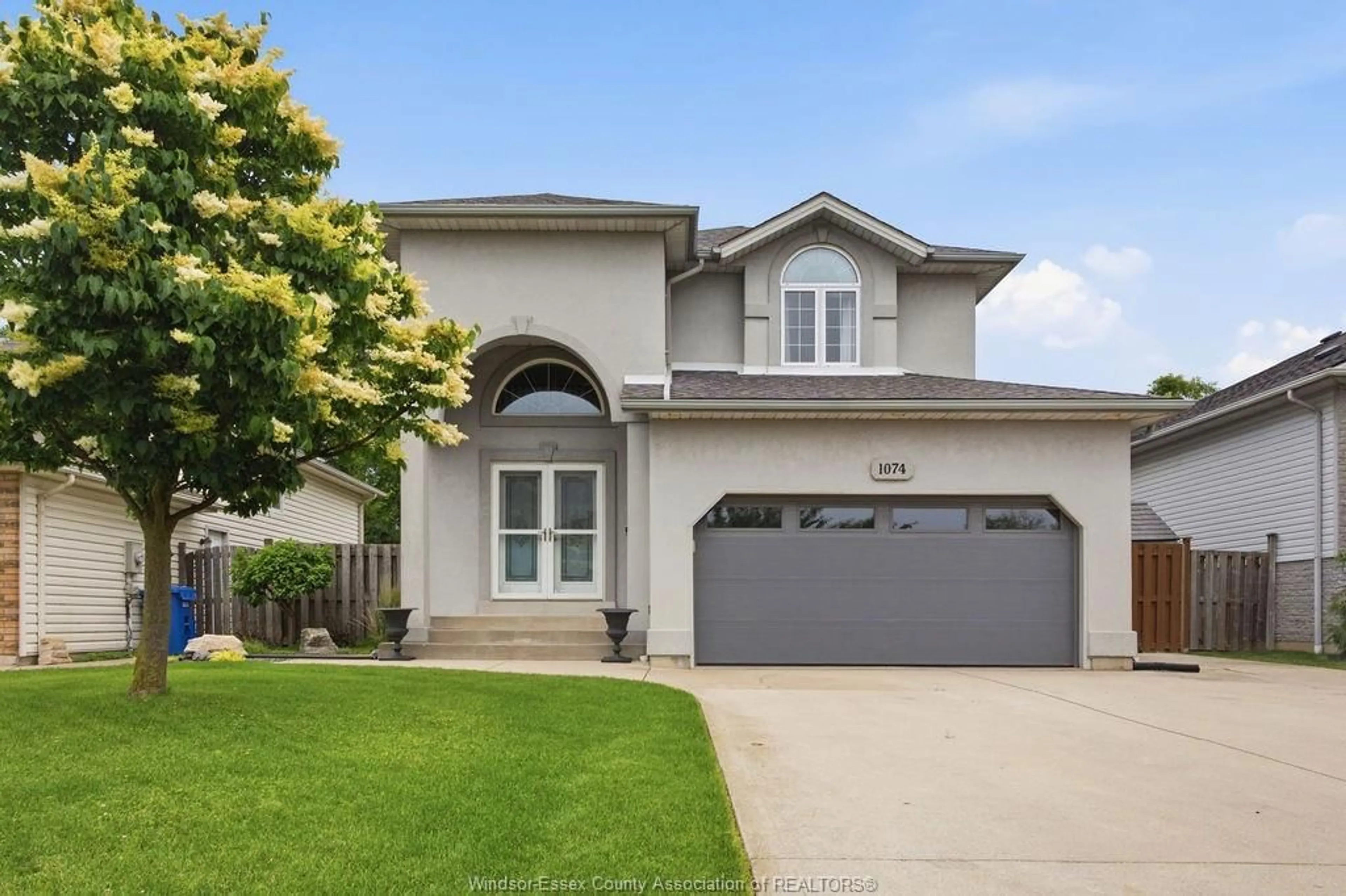 Home with vinyl exterior material, street for 1074 KING LOUIS St, Lakeshore Ontario N8L 0V5