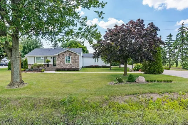 4445 CONCESSION RD 9, Sandwich South 3