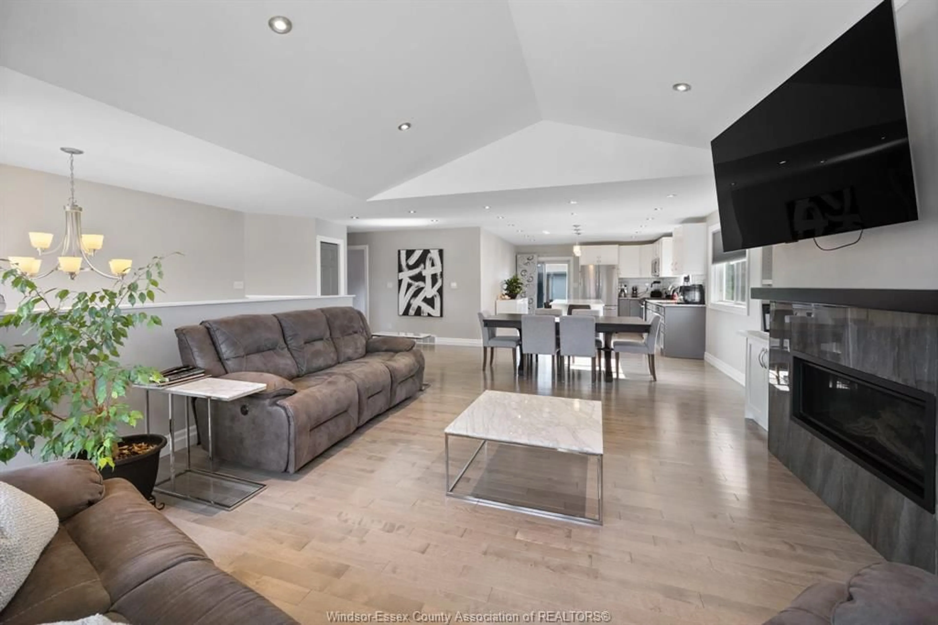 Living room with furniture, unknown for 1068 SOCRATES Cres, Windsor Ontario N9G 2N9