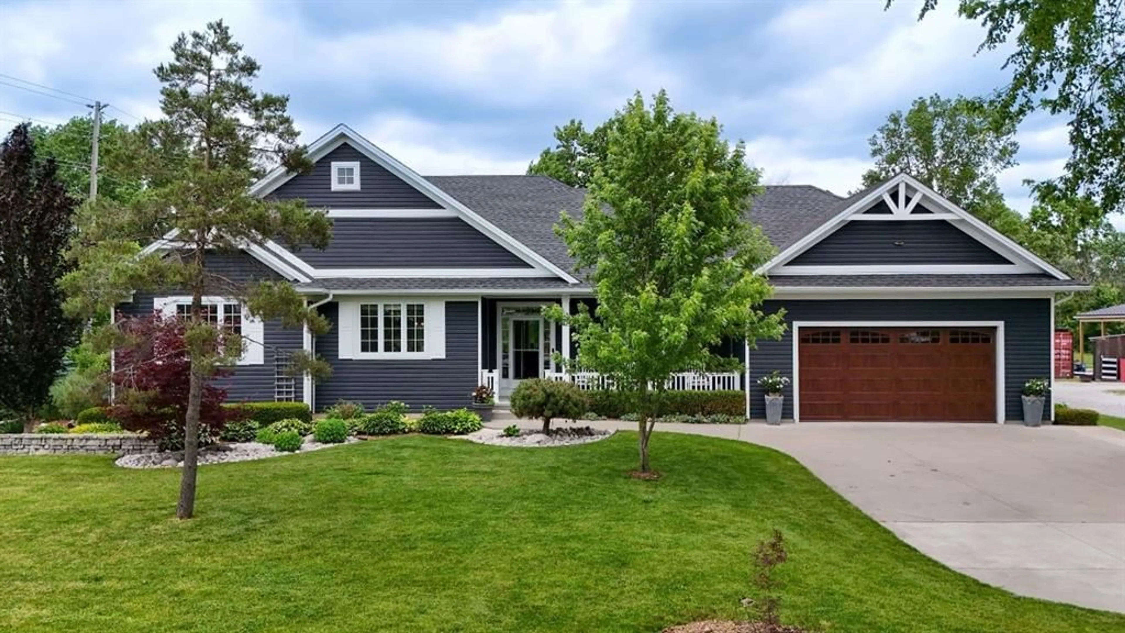 Home with vinyl exterior material, street for 148 Rokeby Line, St Clair Ontario N0N 1M0