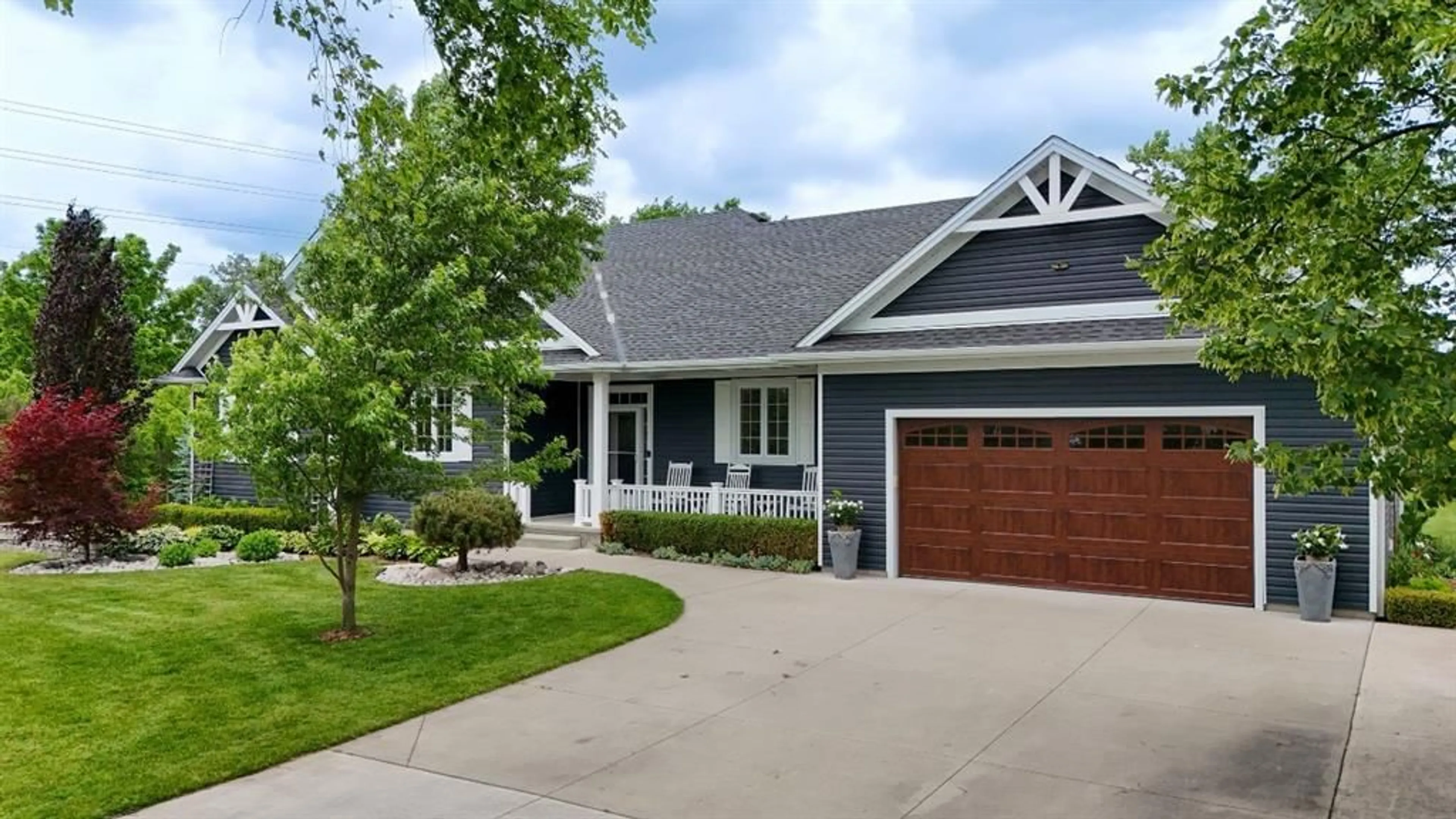Home with vinyl exterior material, street for 148 Rokeby Line, St Clair Ontario N0N 1M0