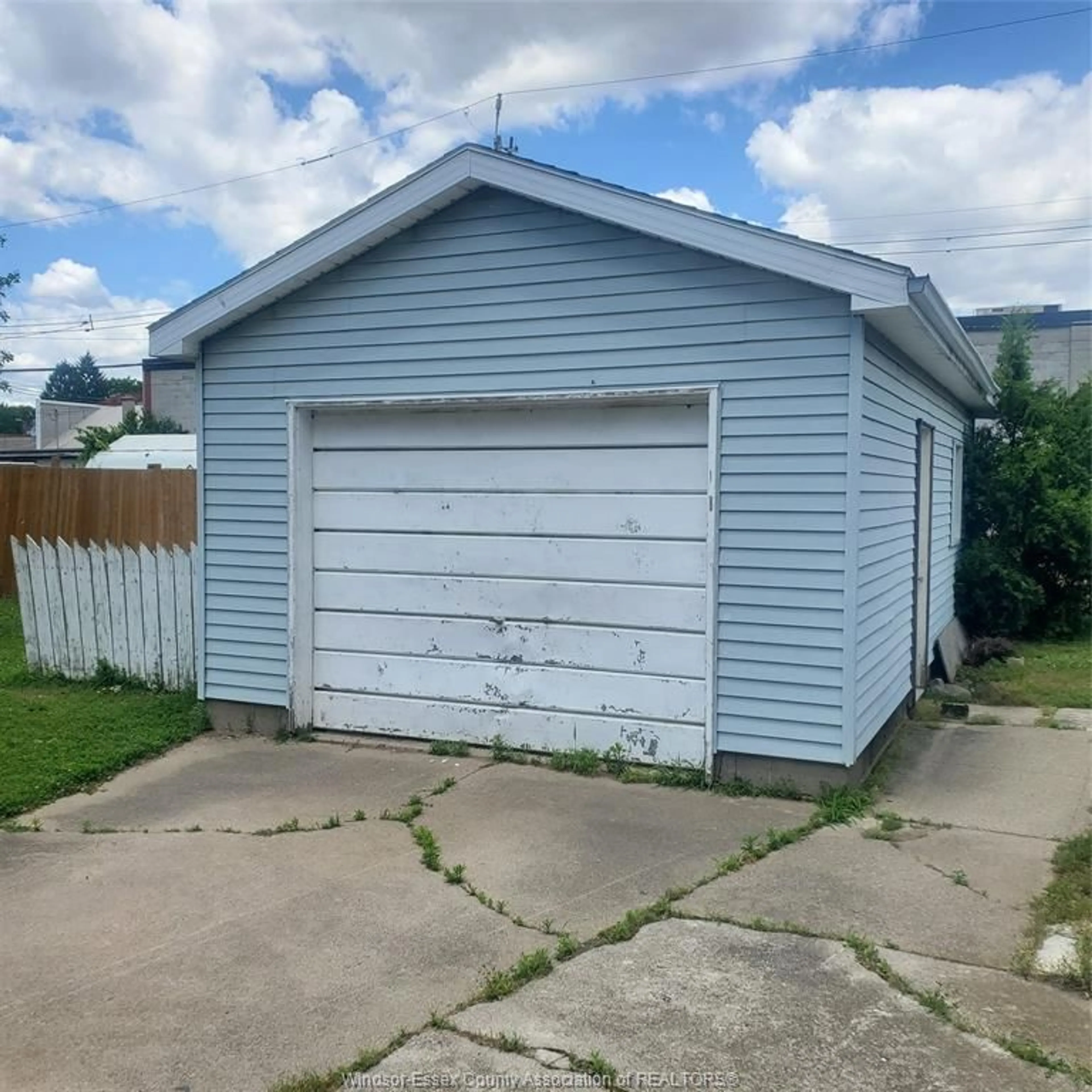 Shed for 36 Pearl St, Kingsville Ontario N9Y 1V3