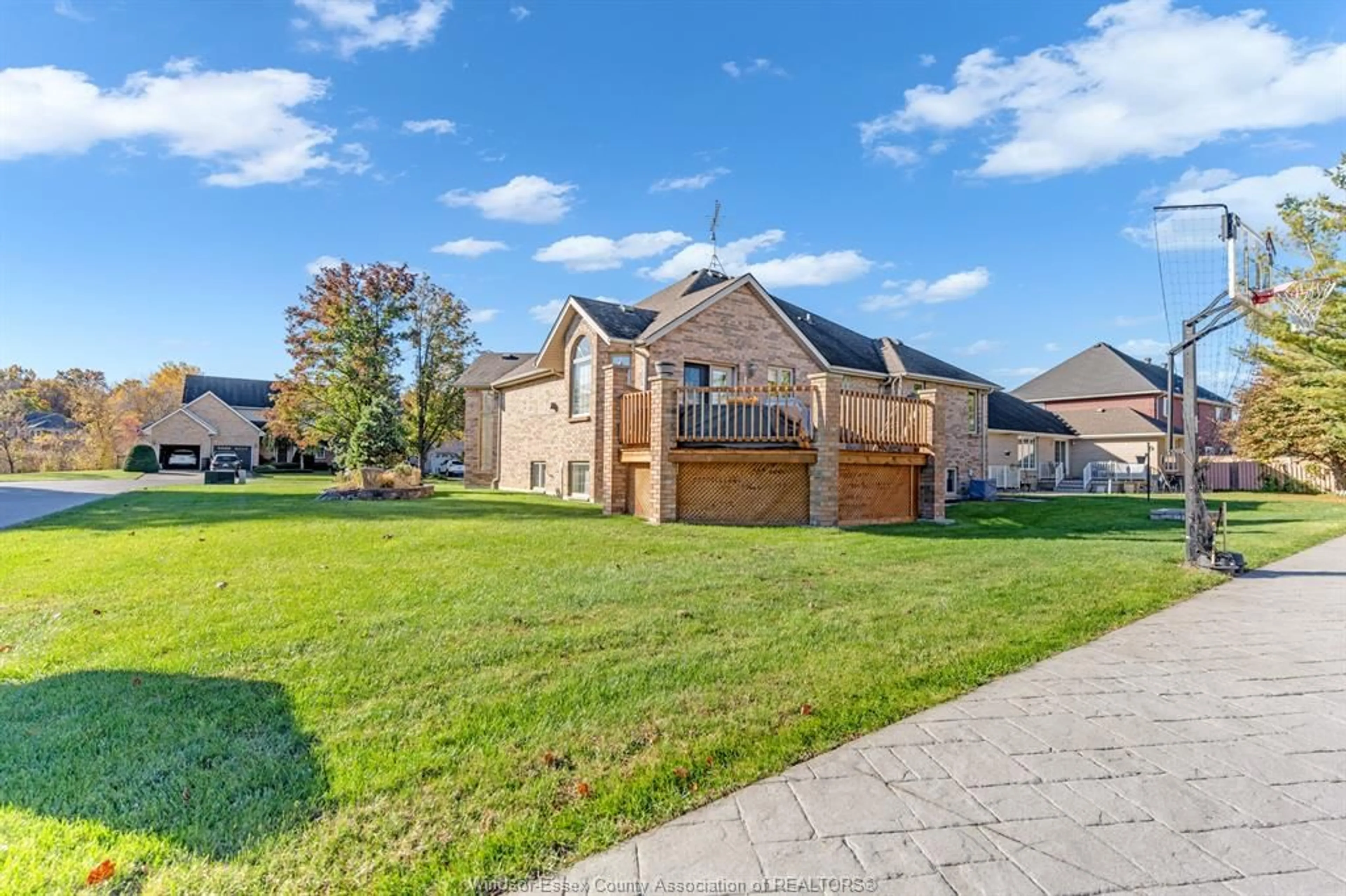 Unknown for 2780 BRIDGEWAY Blvd, LaSalle Ontario N9H 2L3