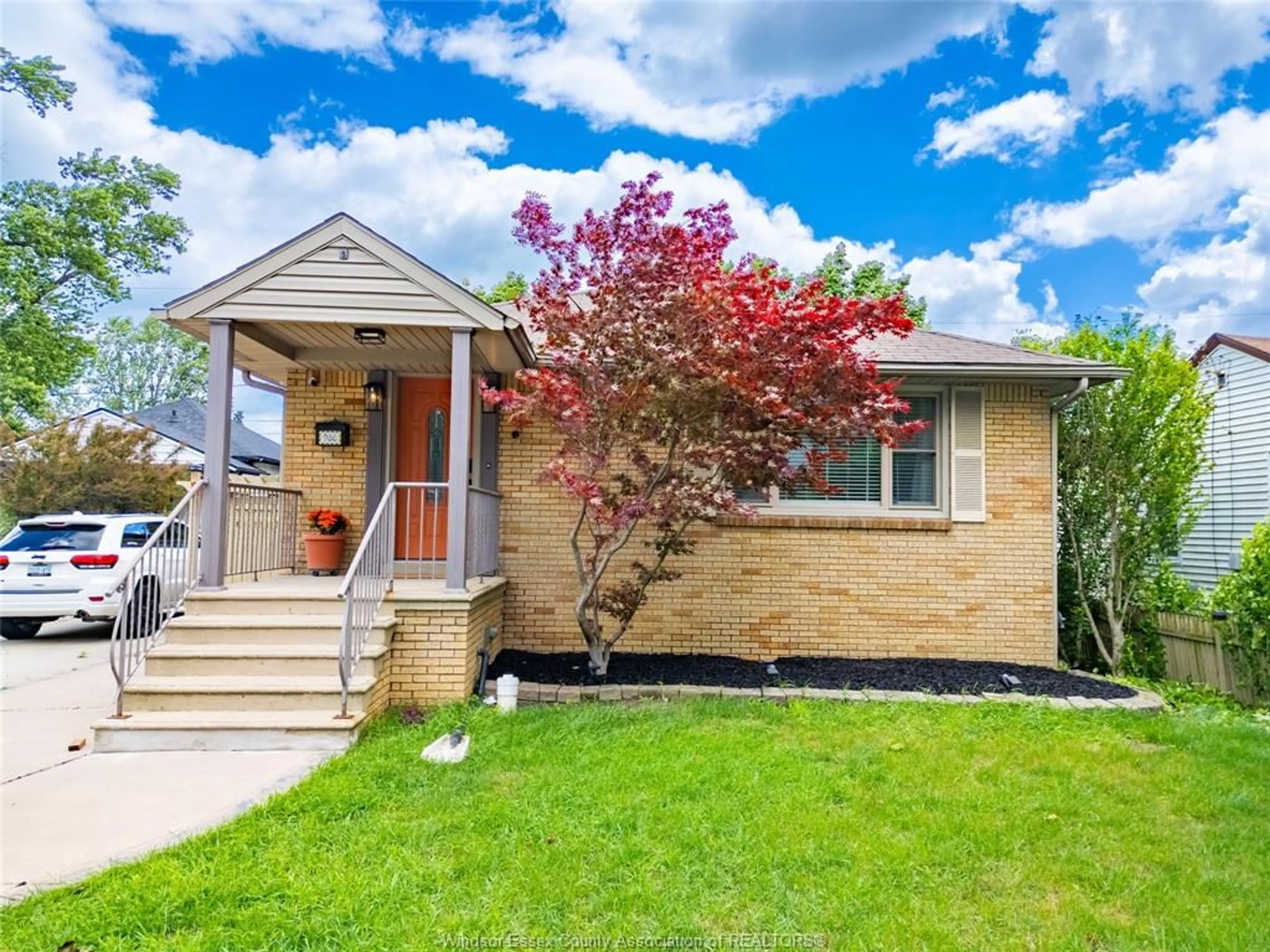 Home with brick exterior material, street for 986 Belle Isle View Blvd, Windsor Ontario N8S 3G5