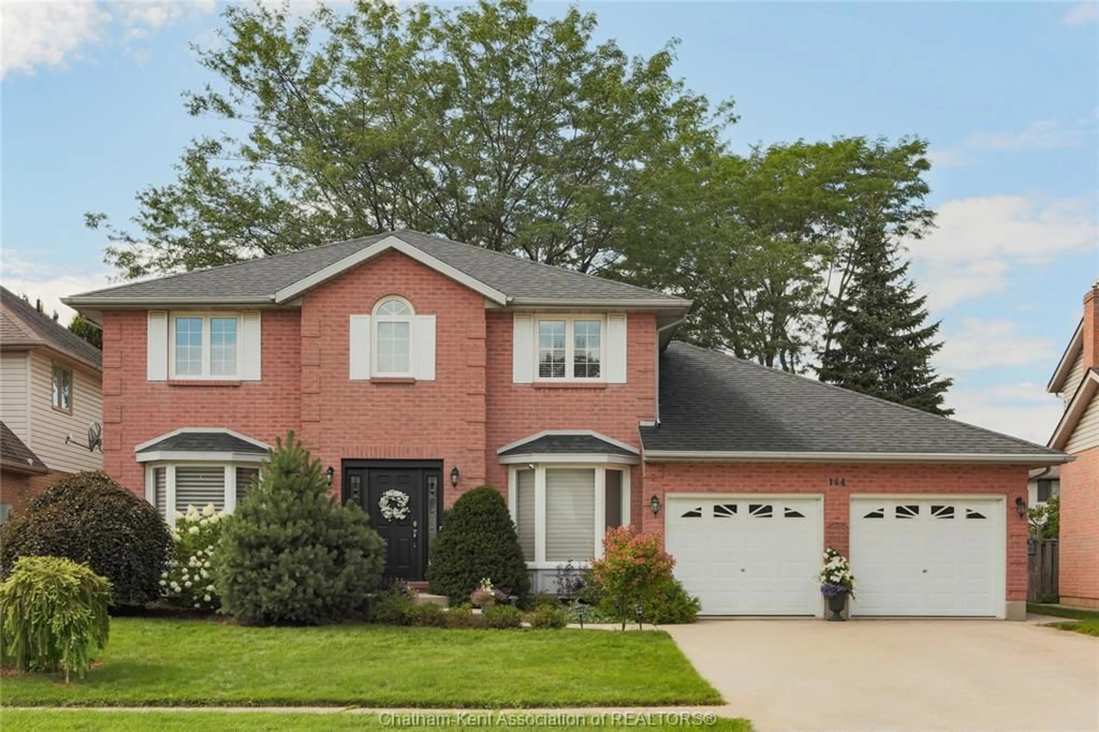 Home with brick exterior material, street for 164 NORWAY MAPLE Dr, Chatham Ontario N7L 5E7