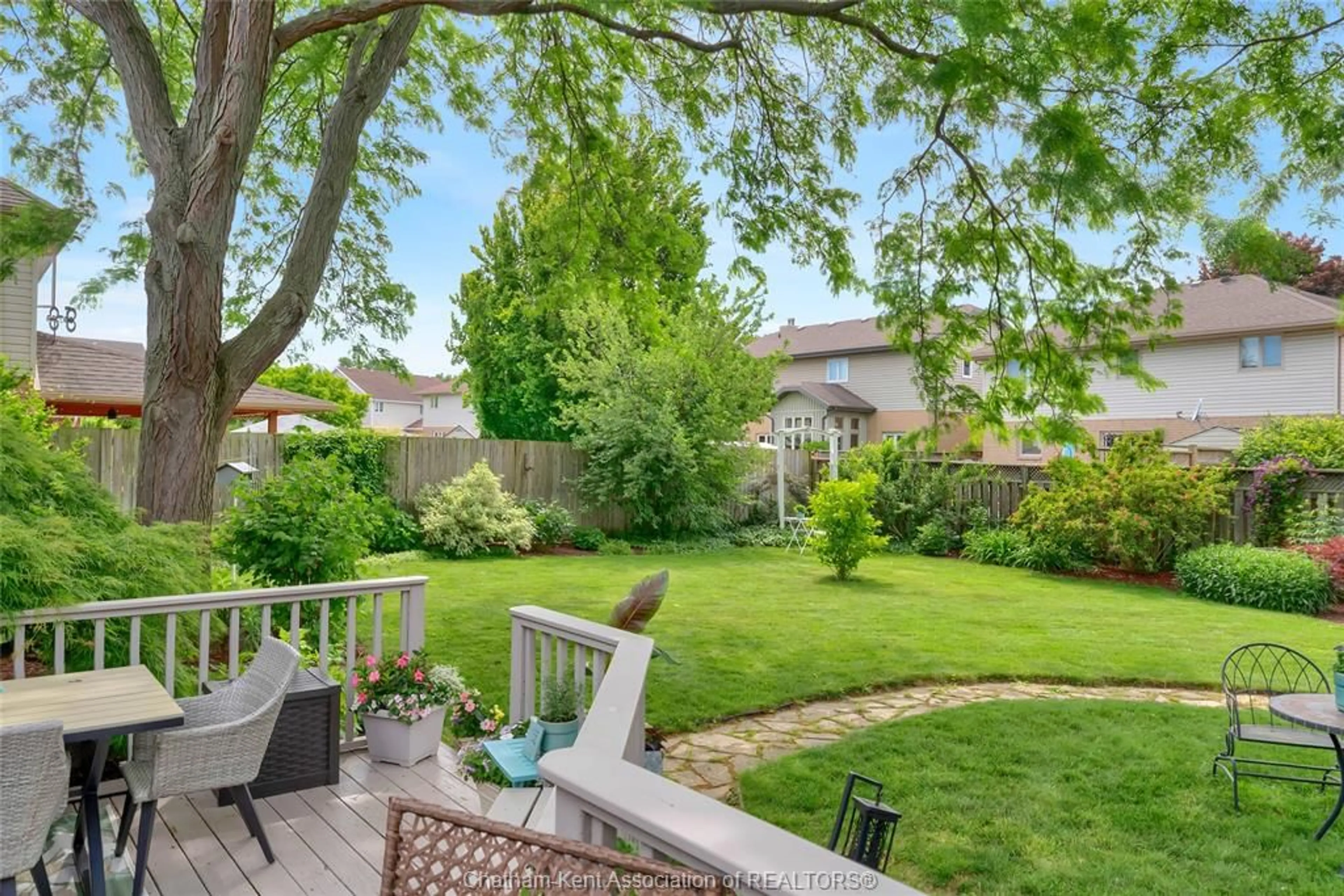Patio, street for 164 NORWAY MAPLE Dr, Chatham Ontario N7L 5E7