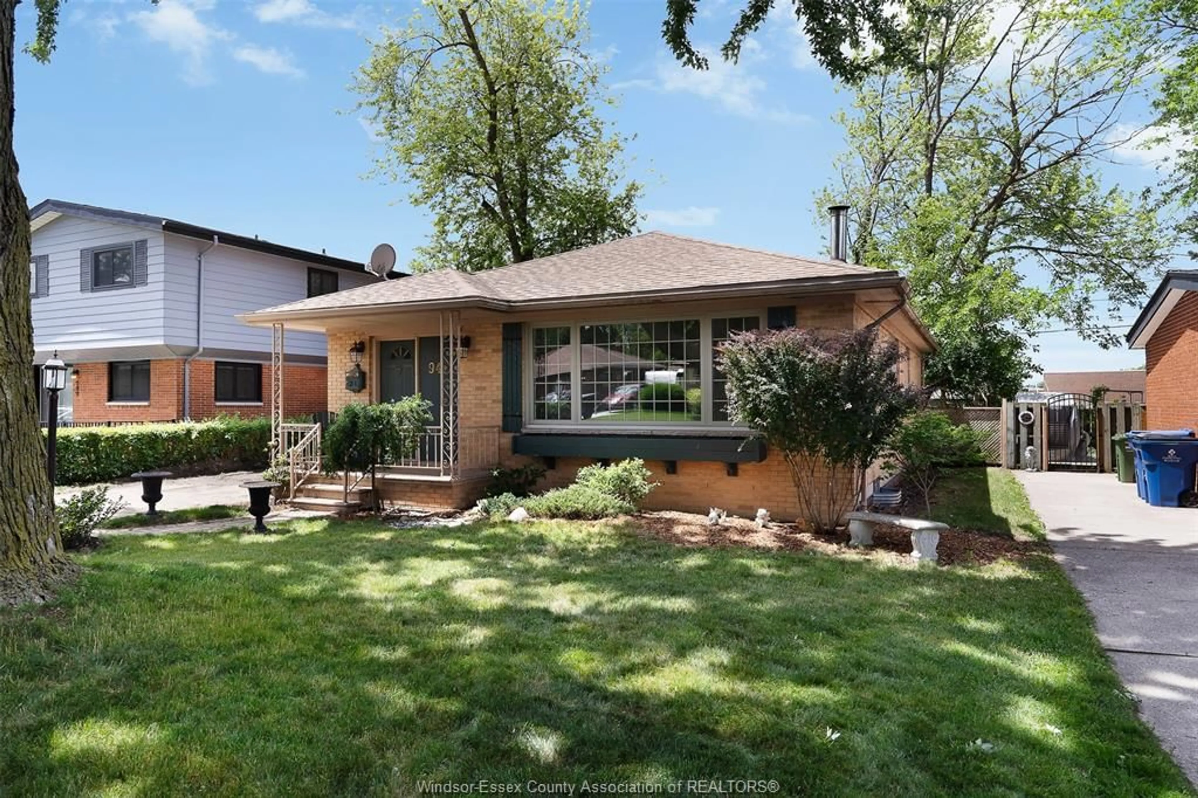 Home with brick exterior material, street for 941 WESTCHESTER, Windsor Ontario N8S 3Y8