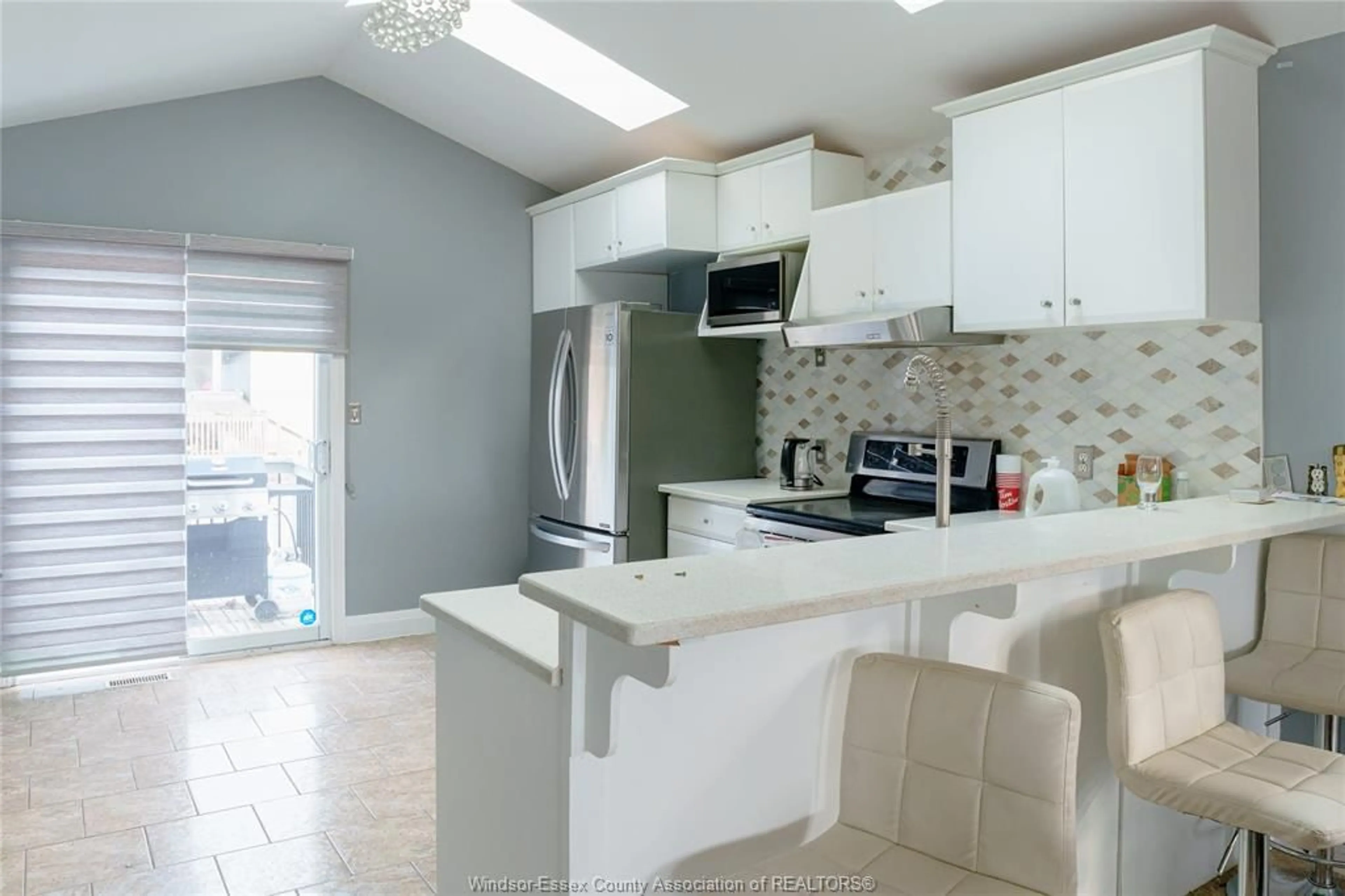 Open concept kitchen, ceramic/tile floor for 409 RENE Dr, LaSalle Ontario N9J 3R2