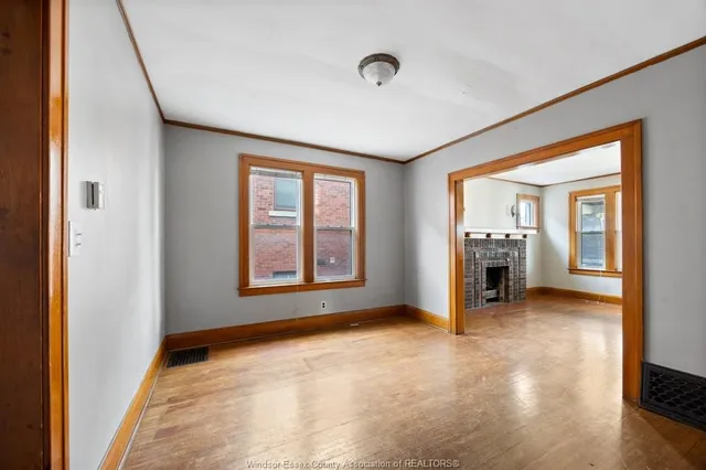 636 PARTINGTON, Windsor 5