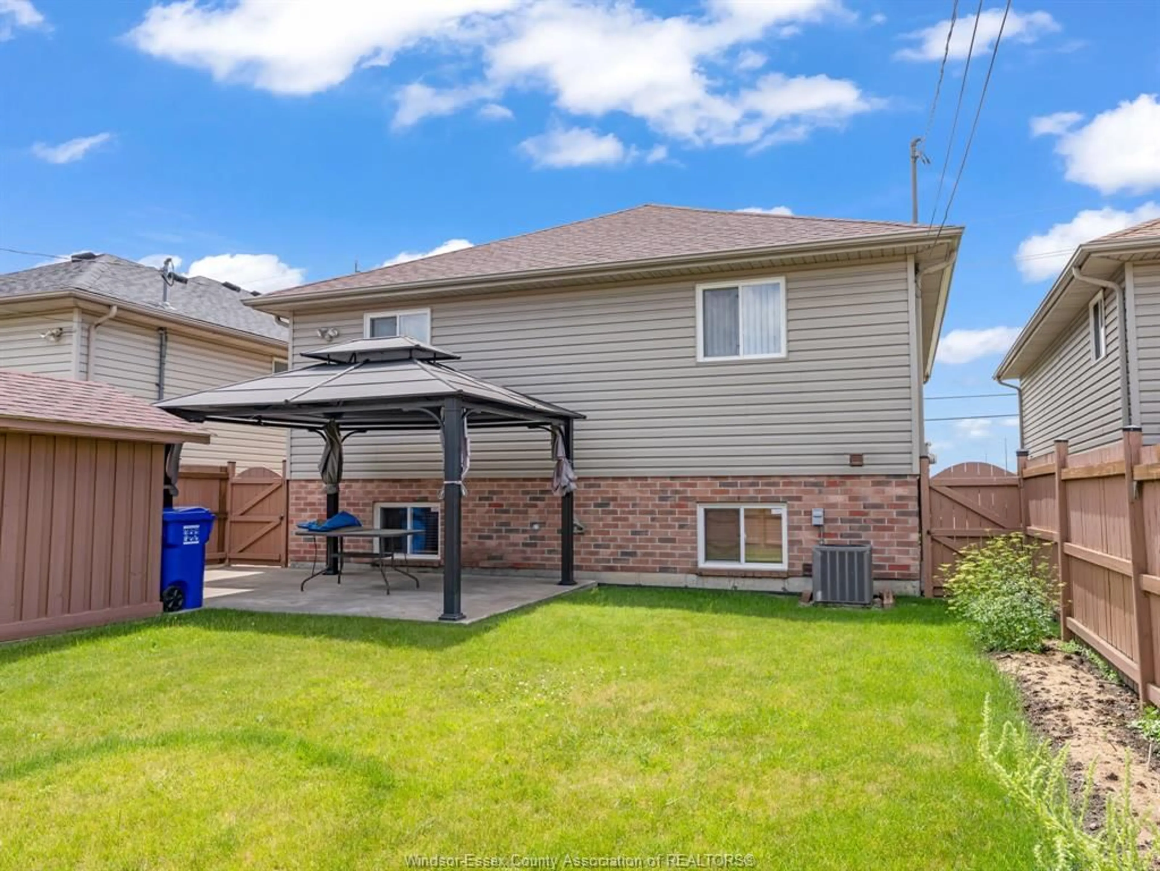 Unknown for 1836 SHEPHERD, Windsor Ontario N8Y 1T5