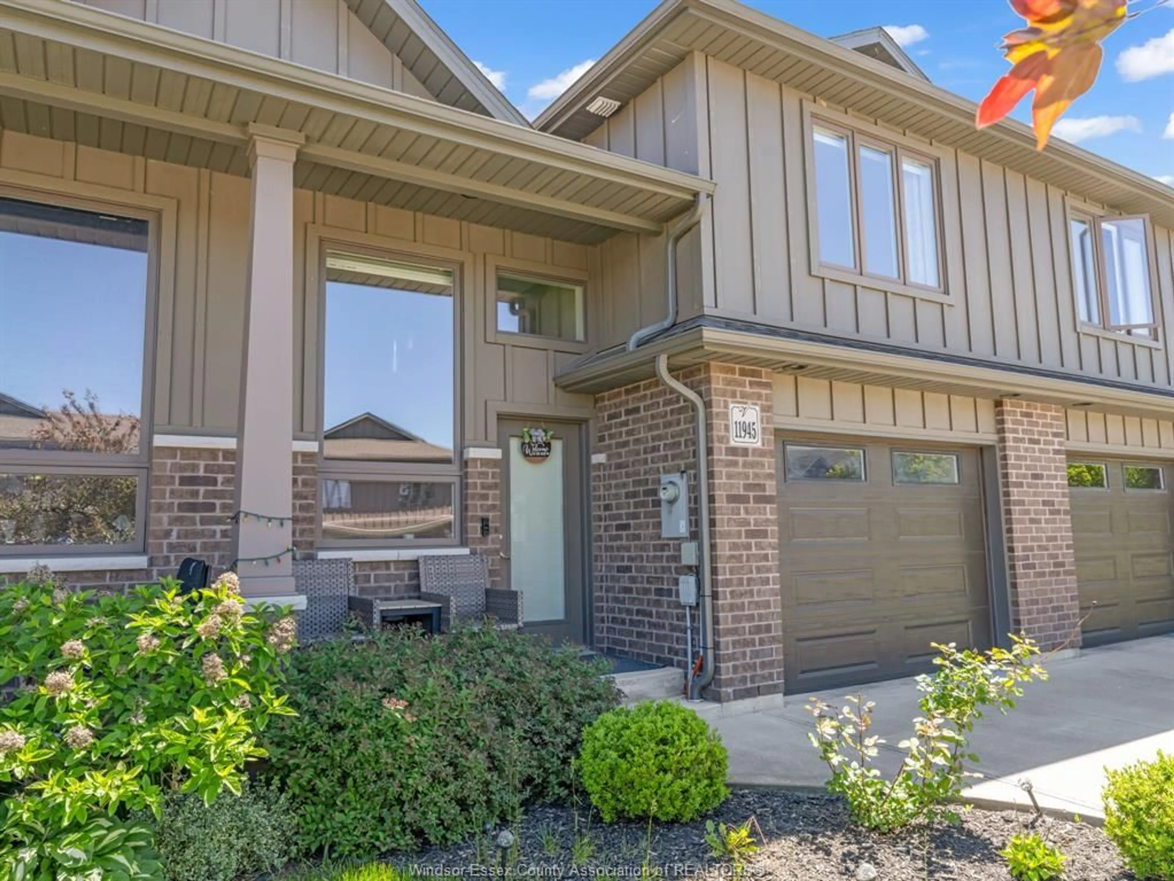 Home with brick exterior material, street for 11945 MAITLAND Ave, Windsor Ontario N8P 0B9