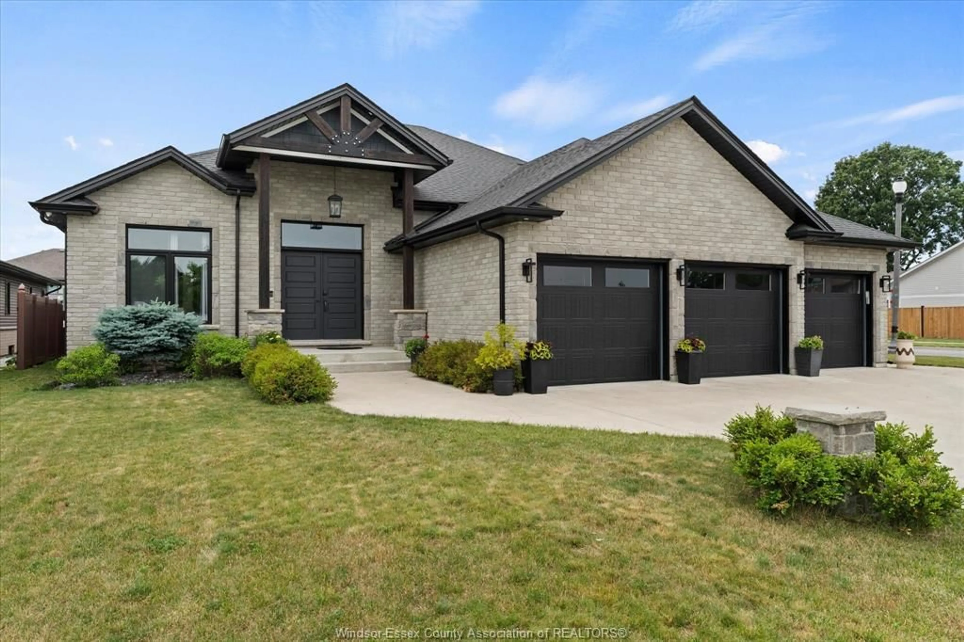 Home with brick exterior material, street for 227 MEADOWVIEW, Amherstburg Ontario N9V 2Y9