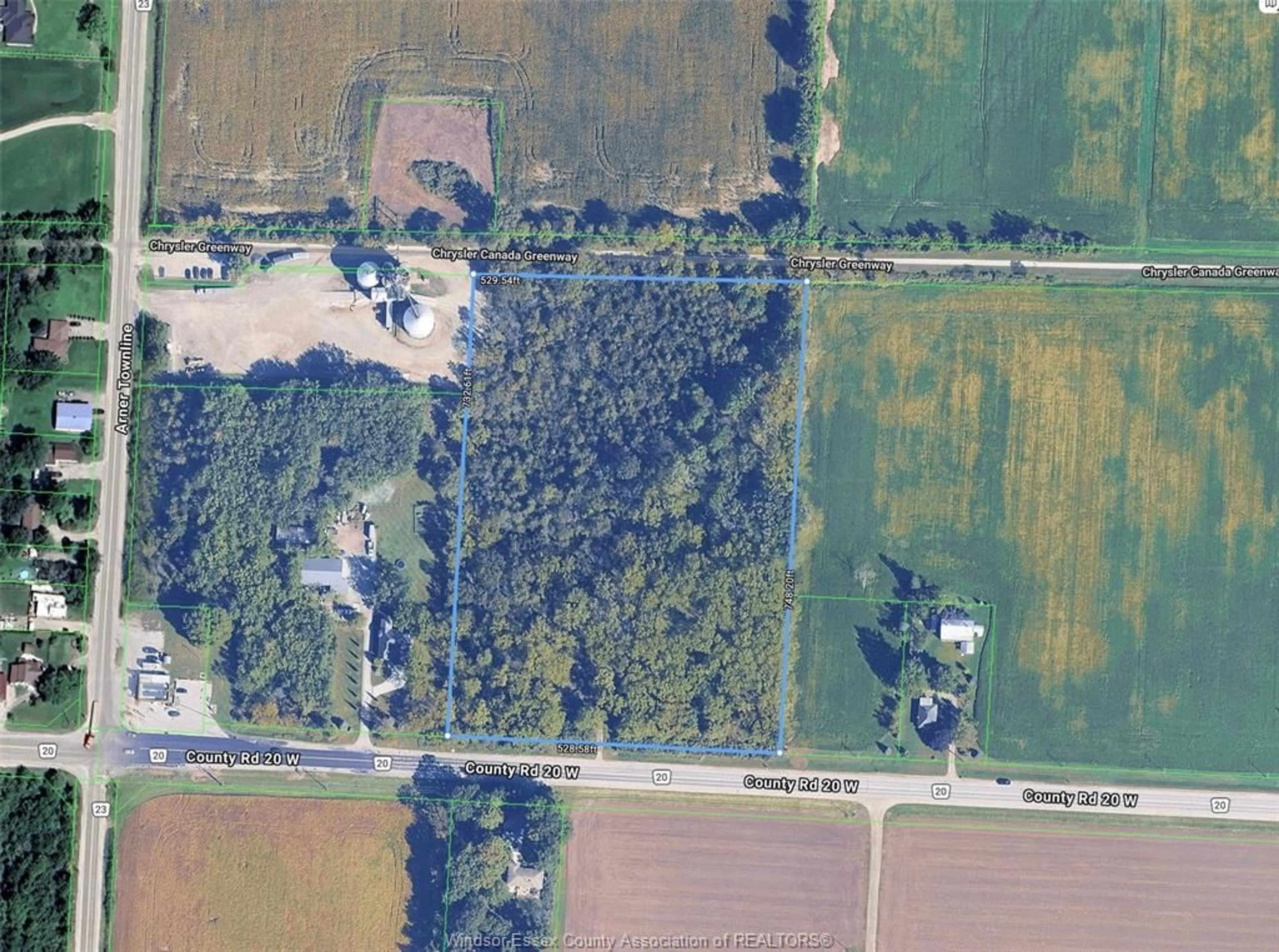 A pic from outside/outdoor area/front of a property/back of a property/a pic from drone, street for 1884 COUNTY RD 20, Kingsville Ontario N9Y 2E6