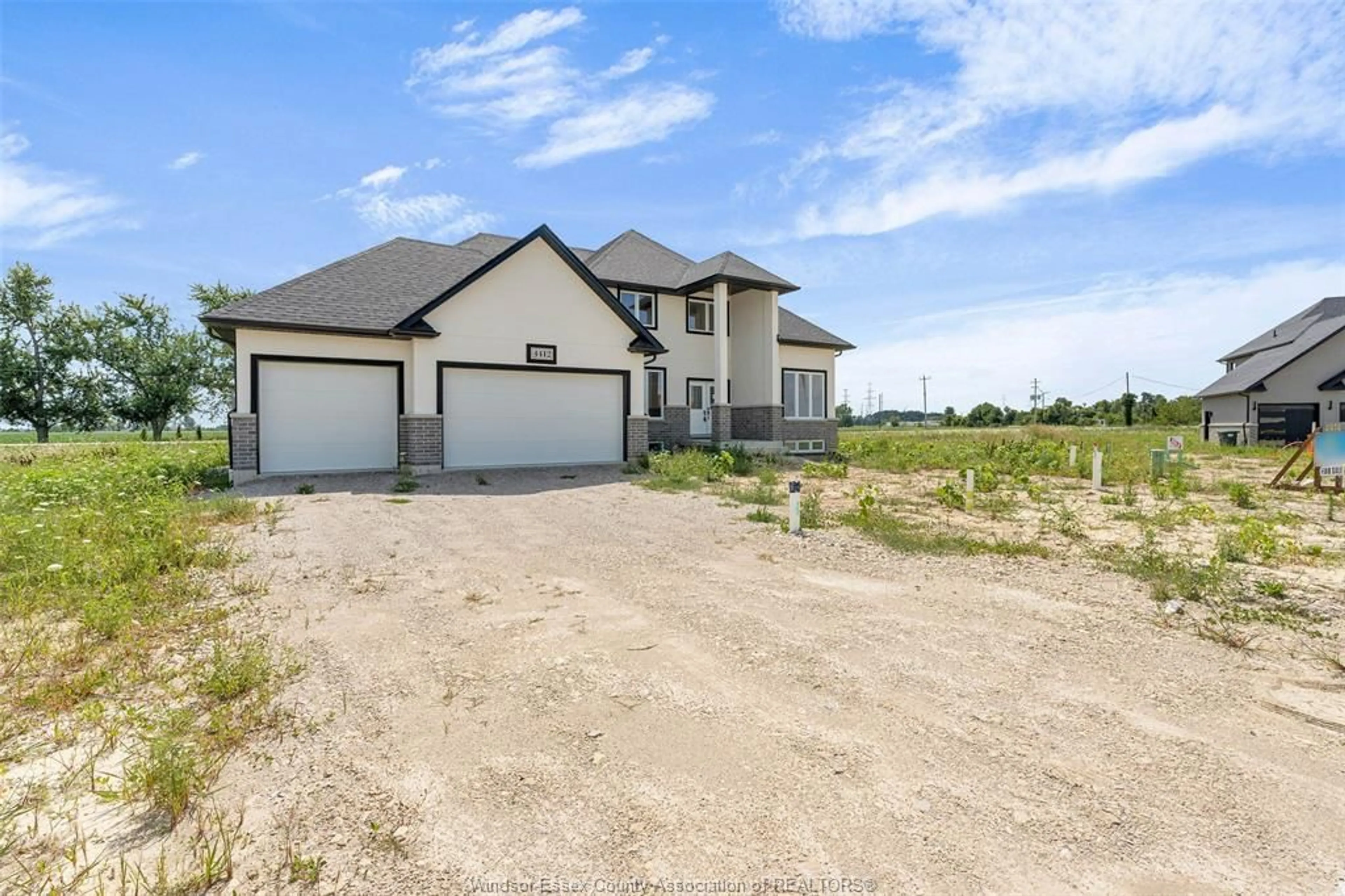 A pic from outside/outdoor area/front of a property/back of a property/a pic from drone, unknown for 4509 URSULA, Comber Ontario N9P 1J0