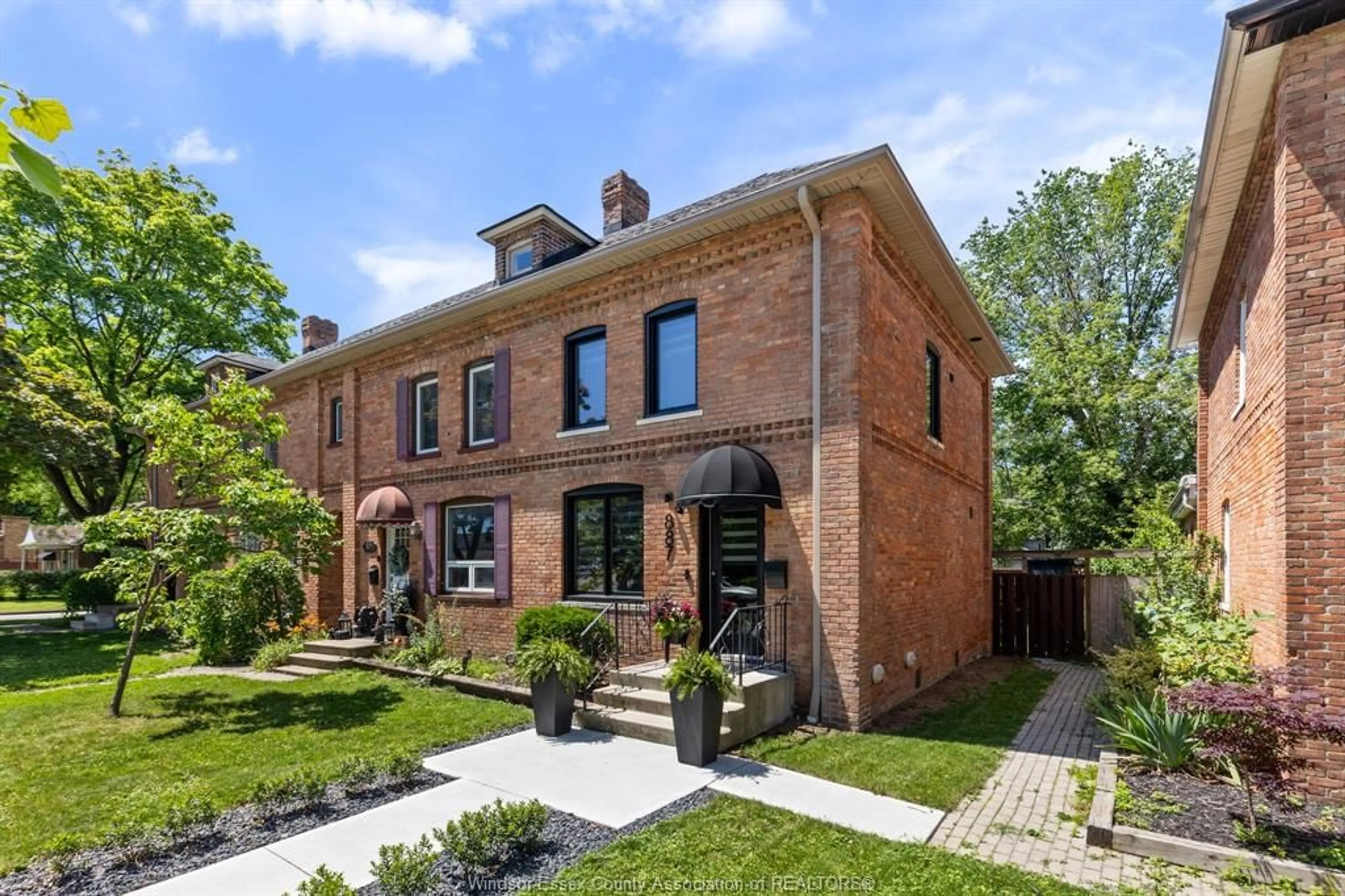 Home with brick exterior material, street for 887 MONMOUTH, Windsor Ontario N8Y 3L5
