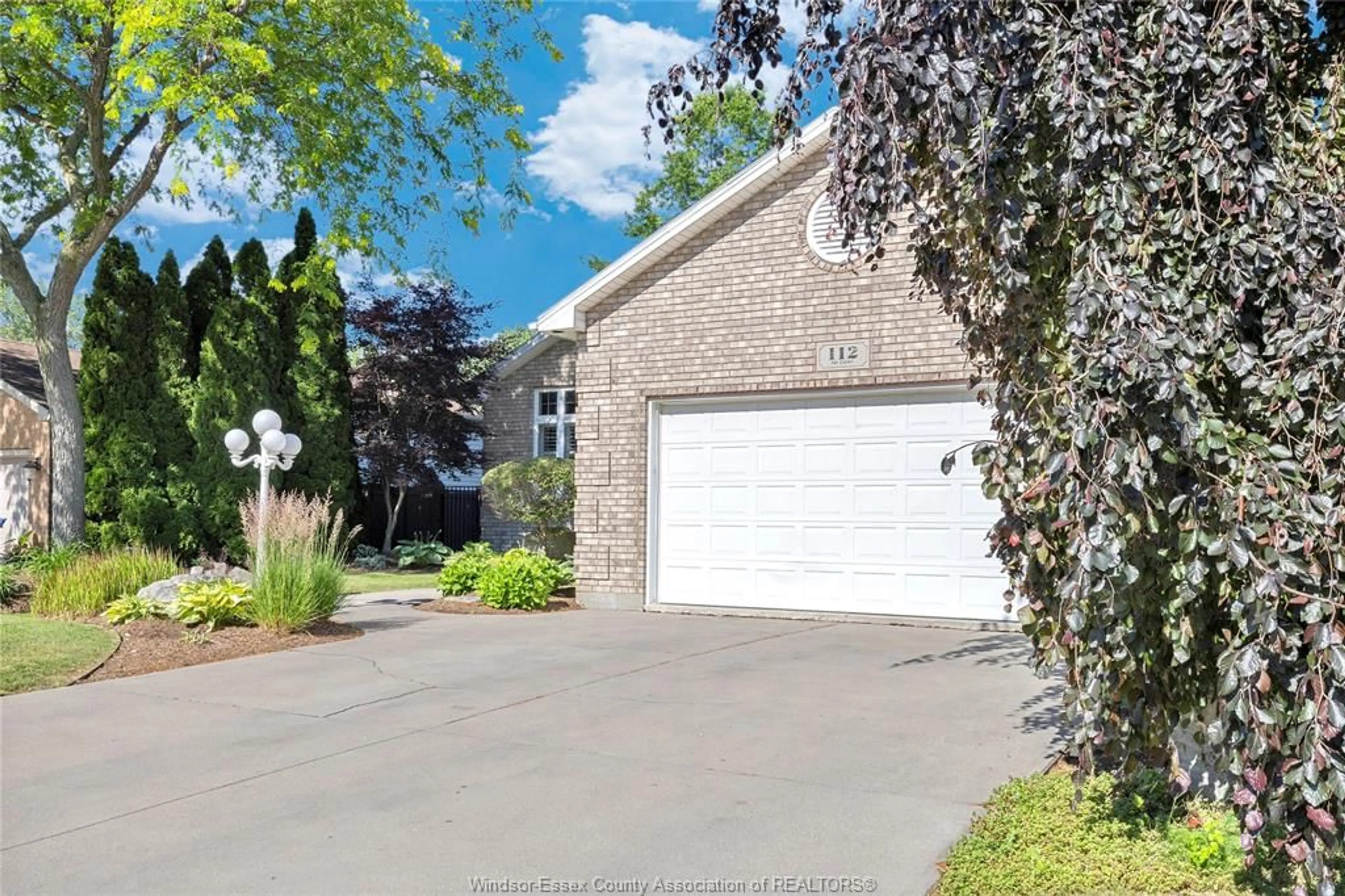 Unknown for 112 FAY Crt, Lakeshore Ontario N8L 0K9