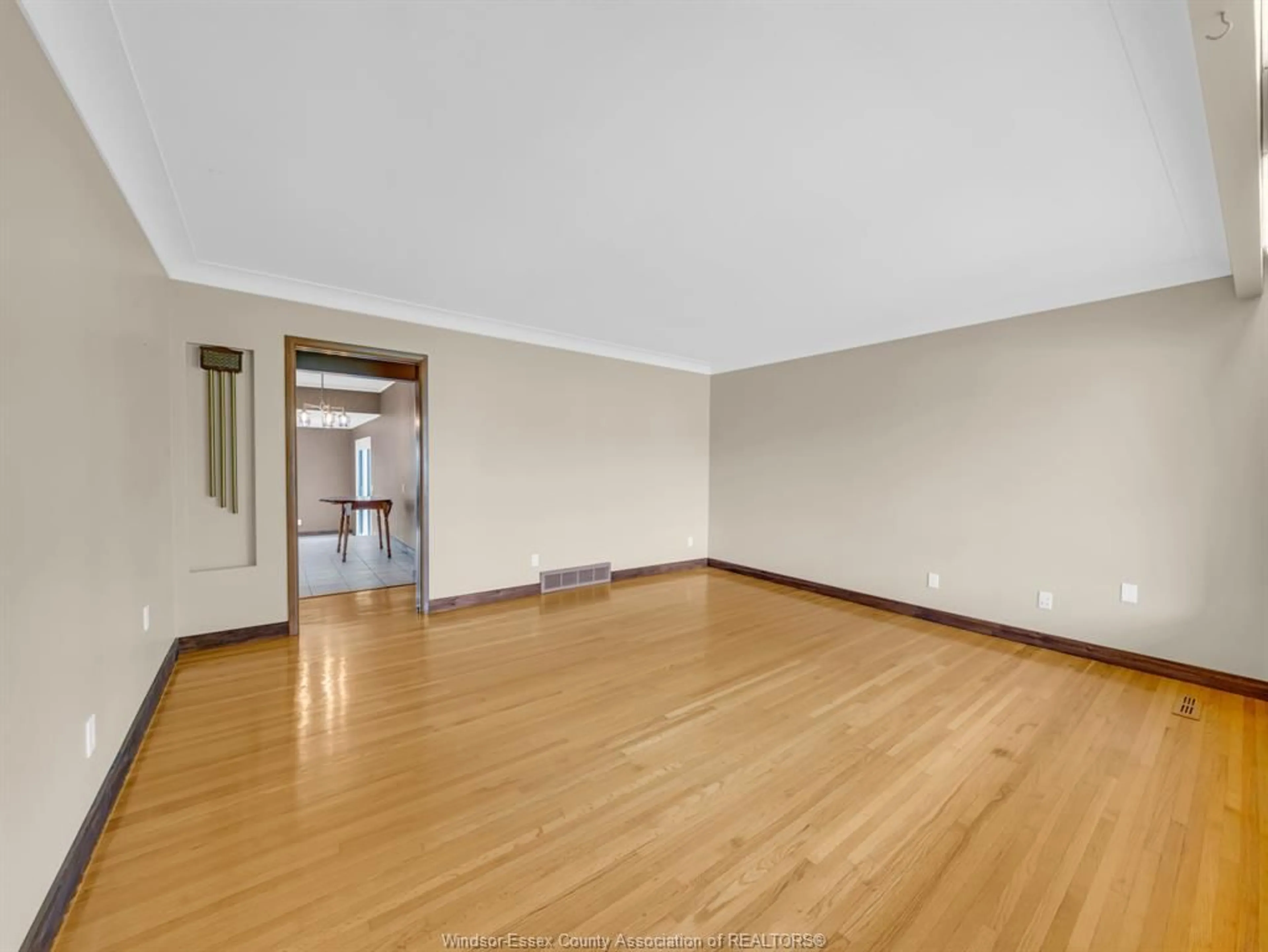 A pic of a room for 424 LAPORTE Ave, Windsor Ontario N8S 3R2