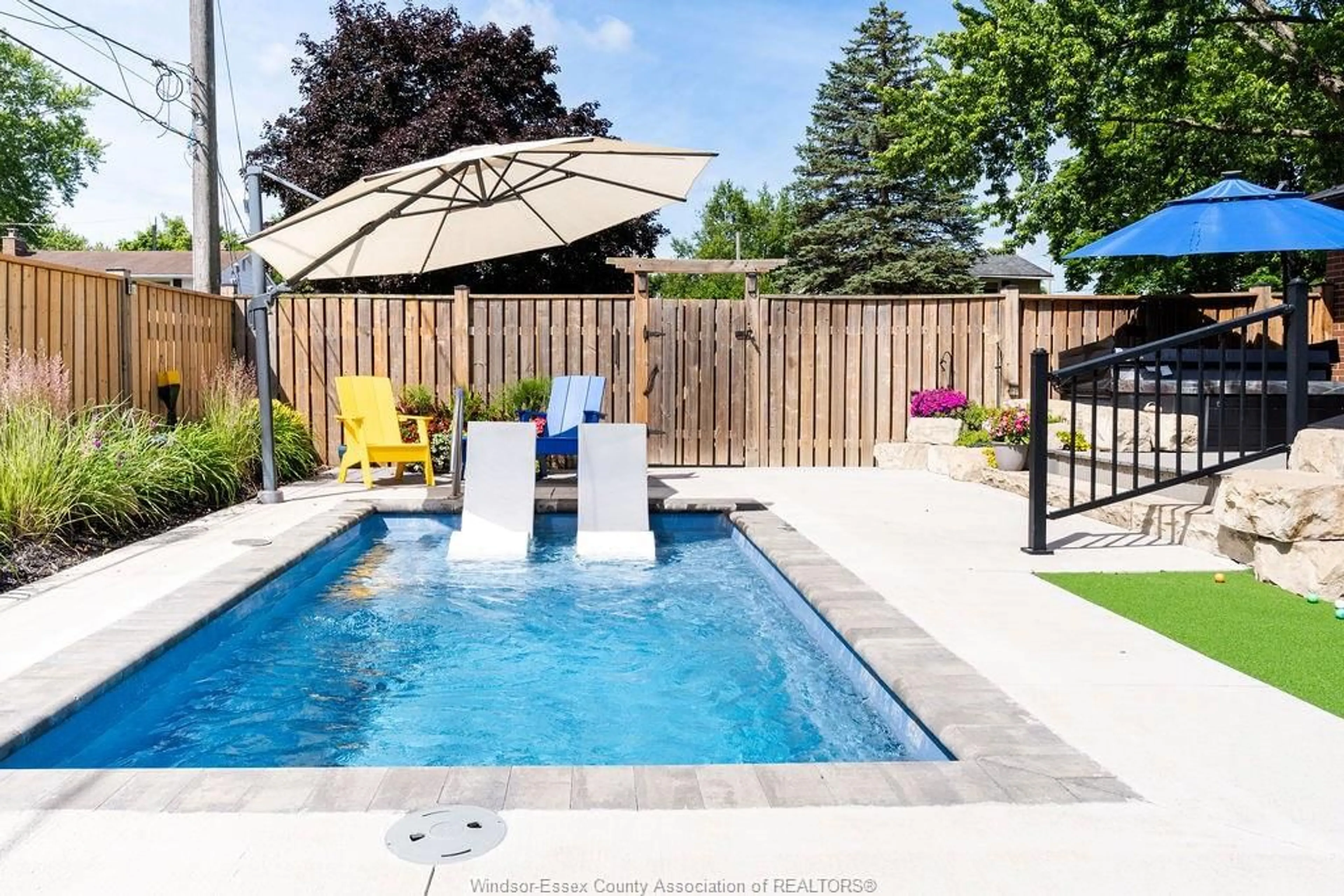 Pool for 1995 Labelle, Windsor Ontario N9E 1B5