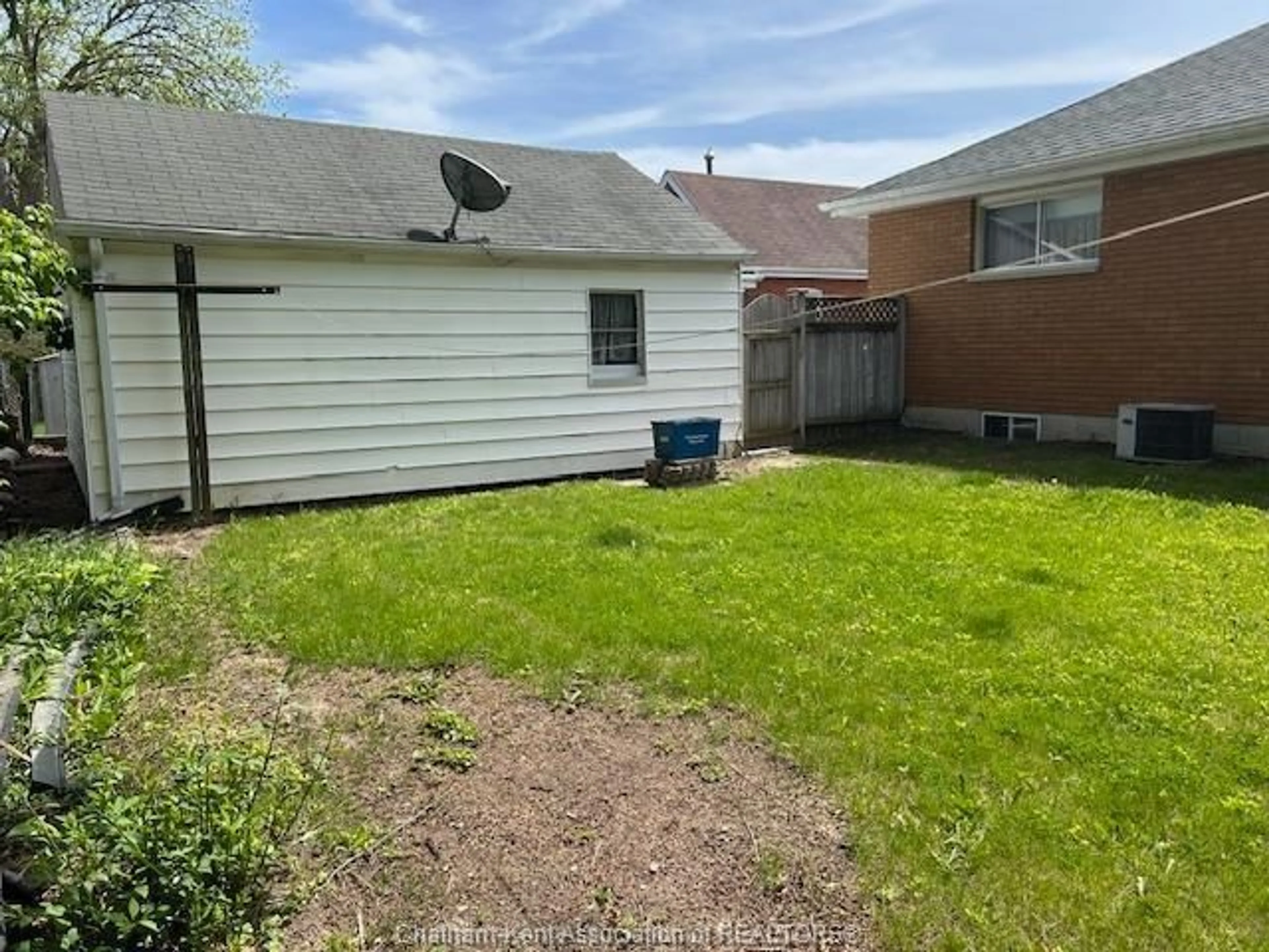 Unknown for 39 INGRAM St, Chatham Ontario N7L 3N6