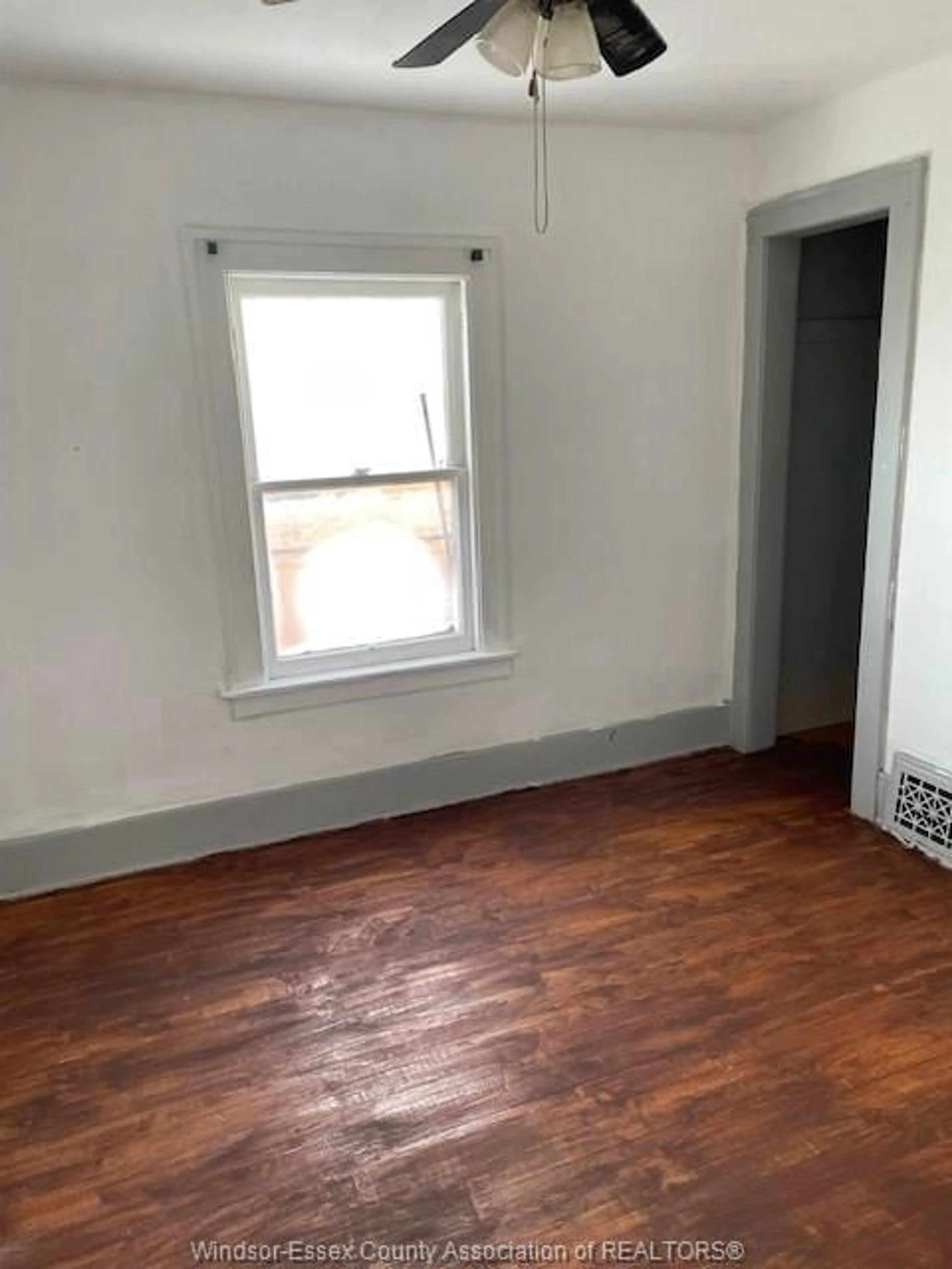 A pic of a room for 411-15 MCKAY, Windsor Ontario N9B 1Z7