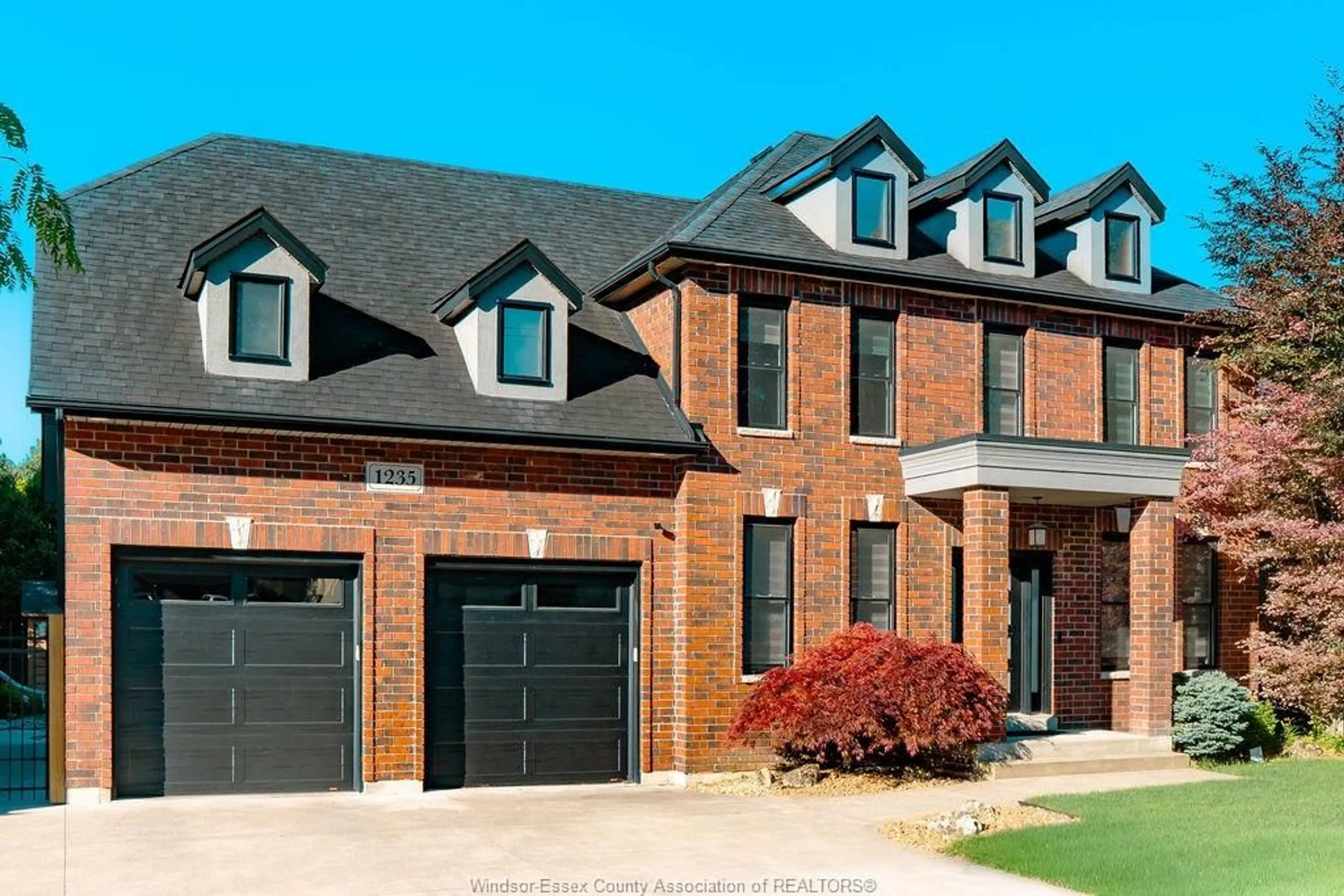 Home with brick exterior material, street for 1235 Maple, LaSalle Ontario N9J 3Y6
