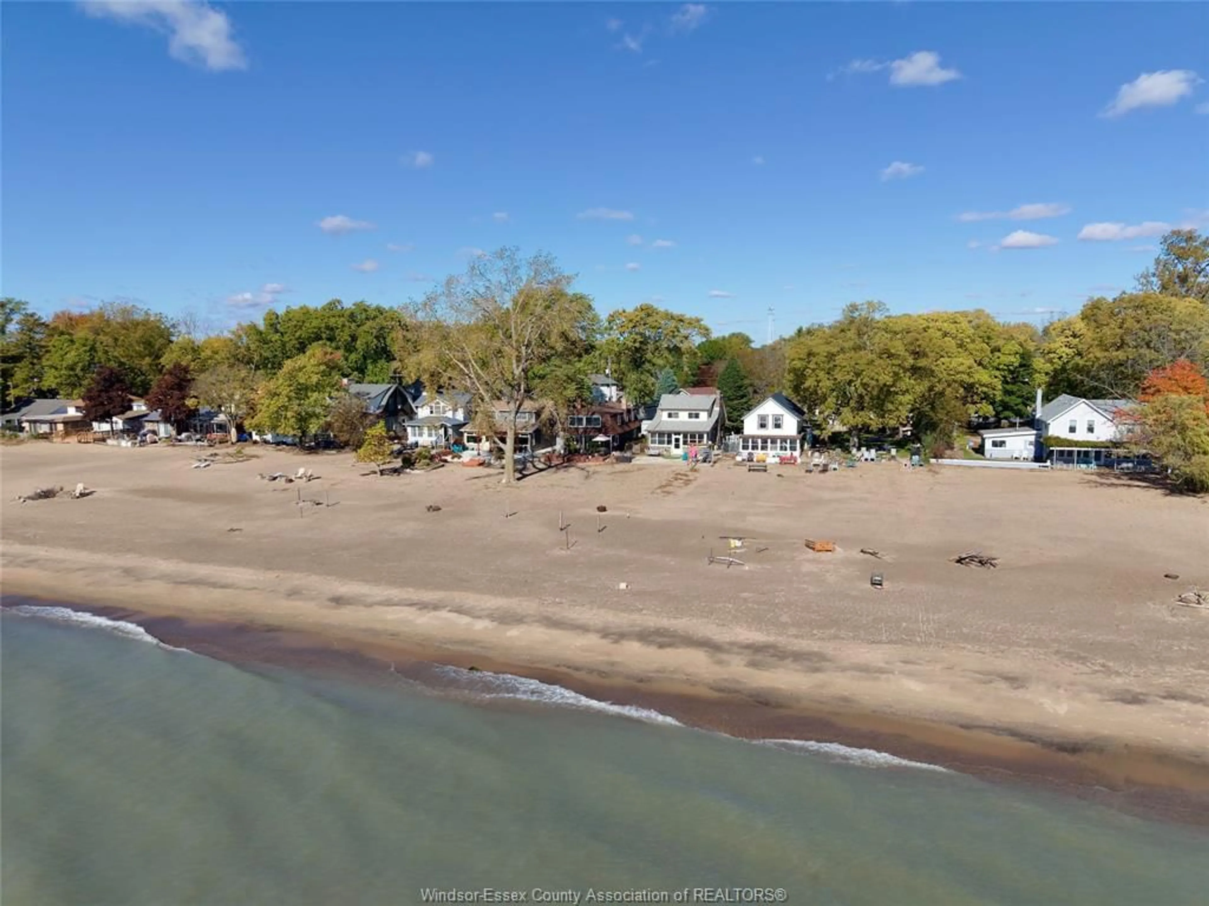 A pic from outside/outdoor area/front of a property/back of a property/a pic from drone, water/lake/river/ocean view for 1041 HERITAGE Rd, Kingsville Ontario N9Y 2E6