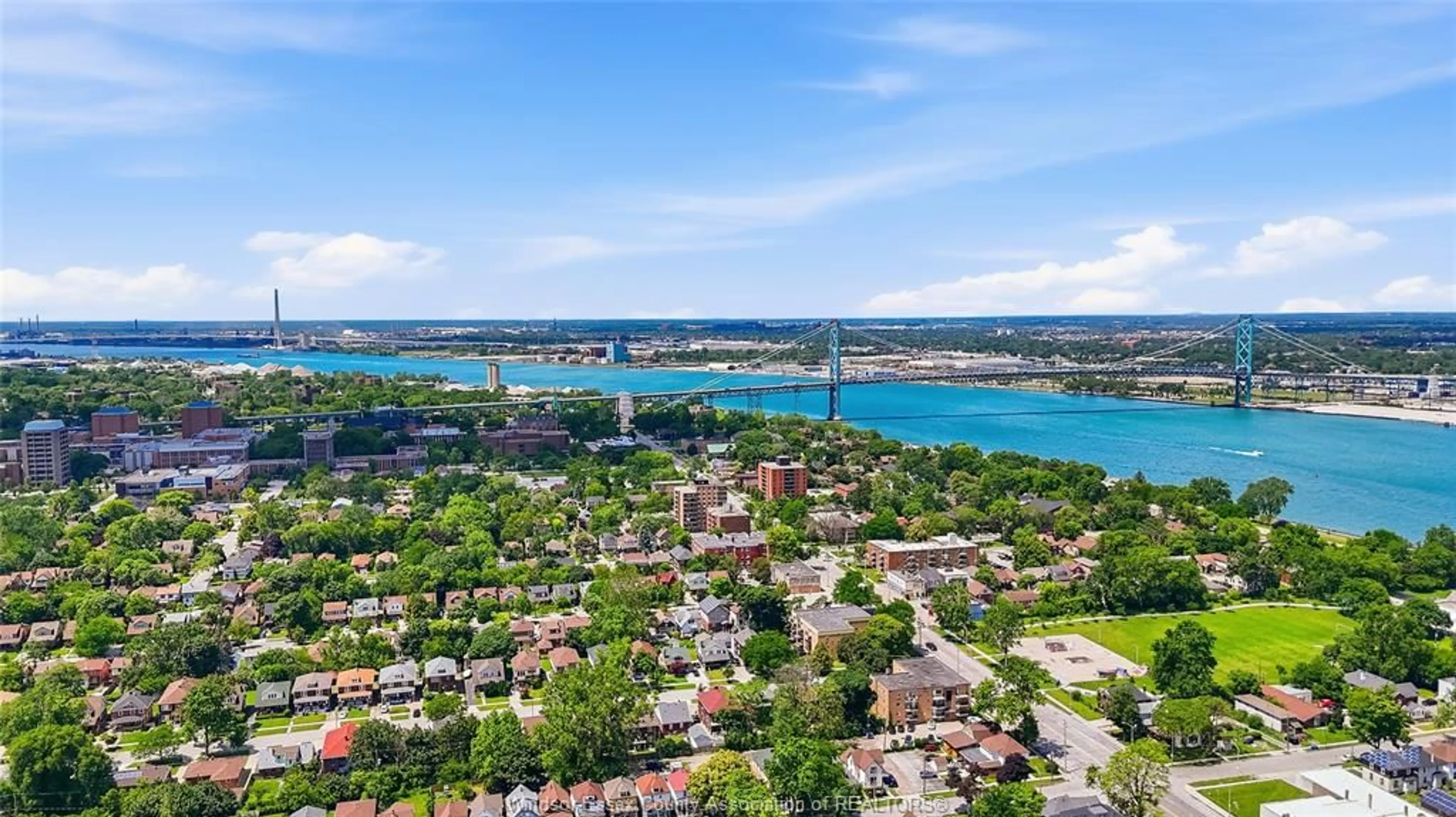 A pic from outside/outdoor area/front of a property/back of a property/a pic from drone, water/lake/river/ocean view for 326-328 PARTINGTON Ave, Windsor Ontario N9B 2N5
