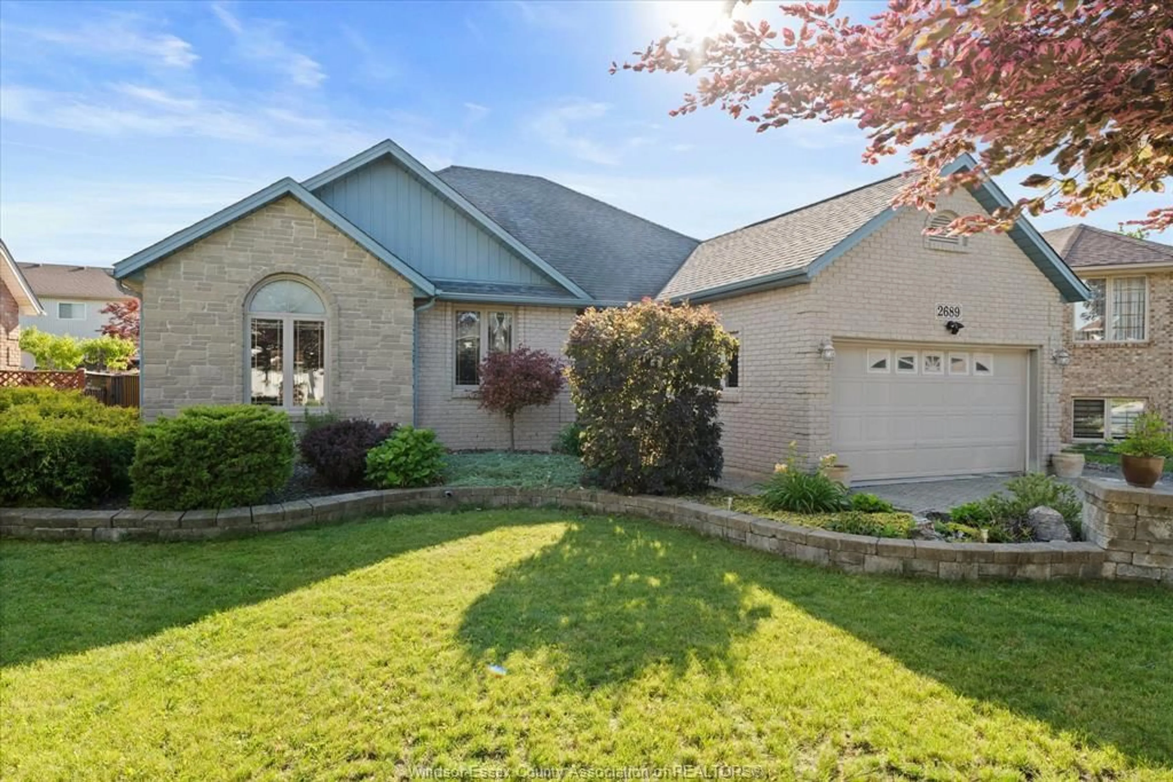 Unknown for 2689 BUTTERY St, Windsor Ontario N9E 4L7