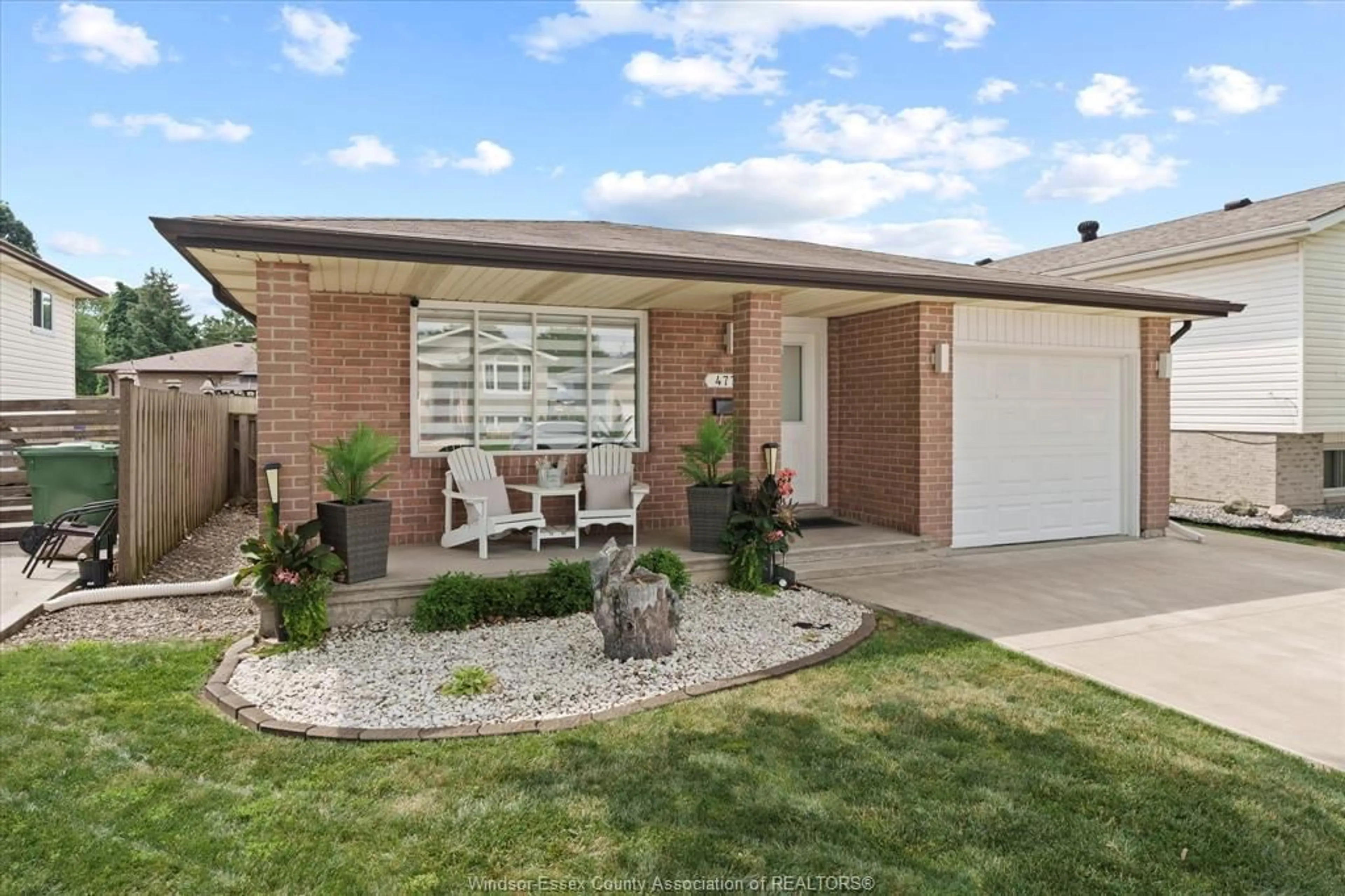 Home with brick exterior material, street for 4771 THERESA, Windsor Ontario N8T 3M8