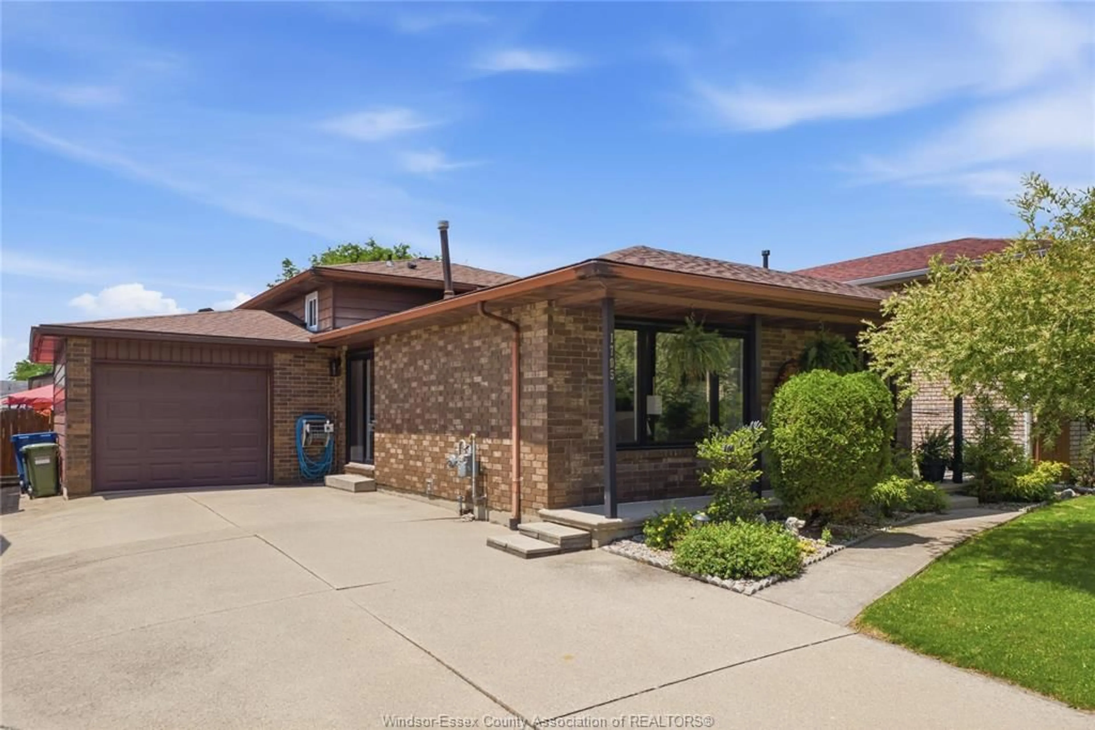 Home with brick exterior material, street for 1705 SOUTHDALE, Windsor Ontario N8W 4W8