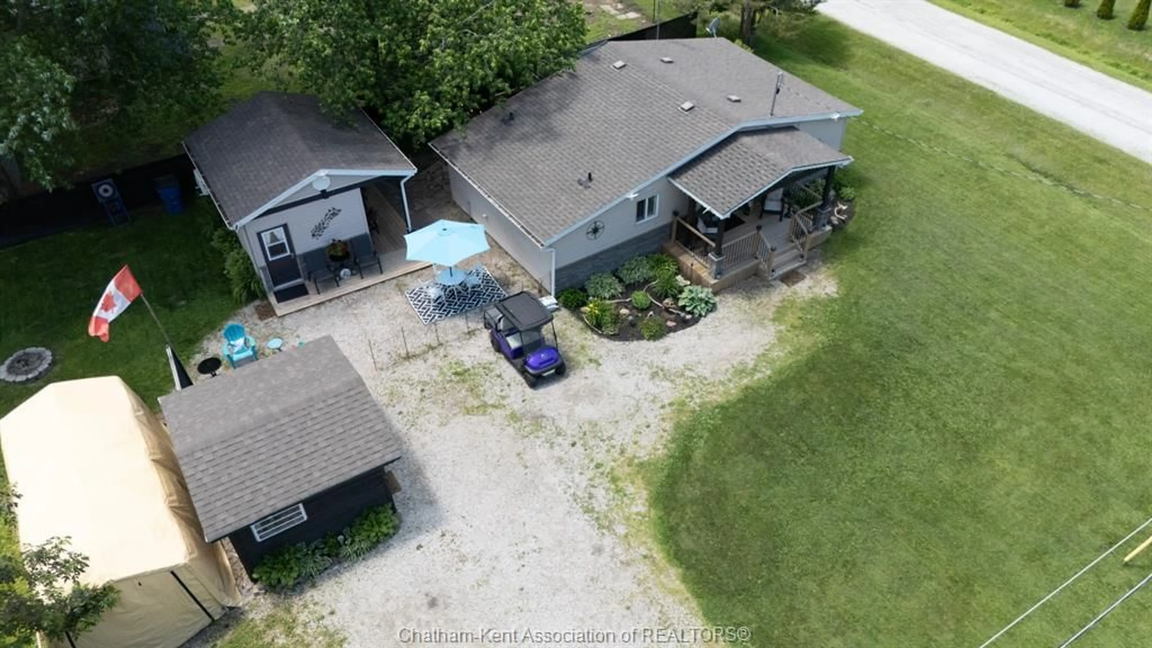 A pic from outside/outdoor area/front of a property/back of a property/a pic from drone, unknown for 42 Wellington St, Shrewsbury Ontario N0P 1A0