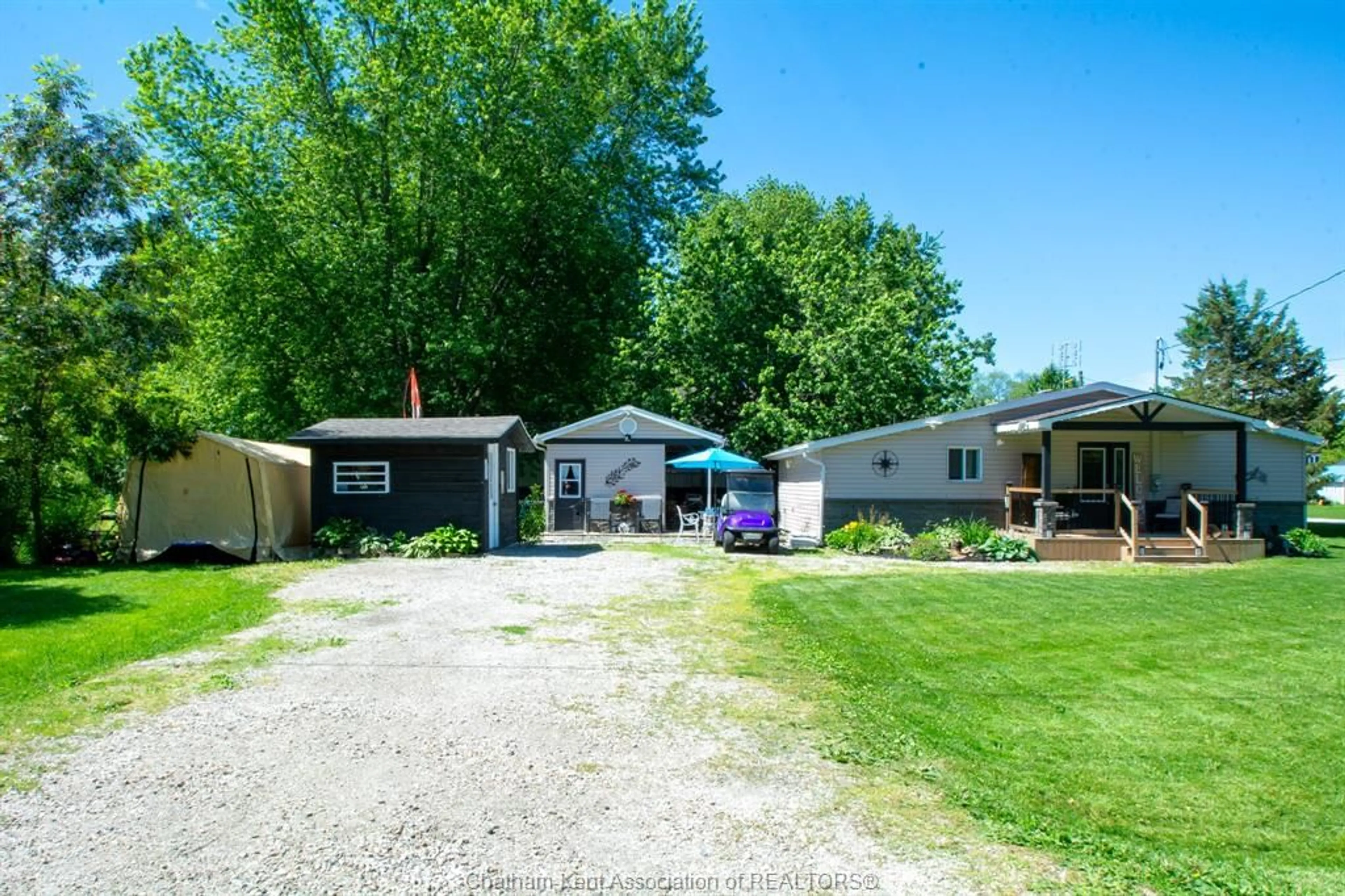 A pic from outside/outdoor area/front of a property/back of a property/a pic from drone, street for 42 Wellington St, Shrewsbury Ontario N0P 1A0