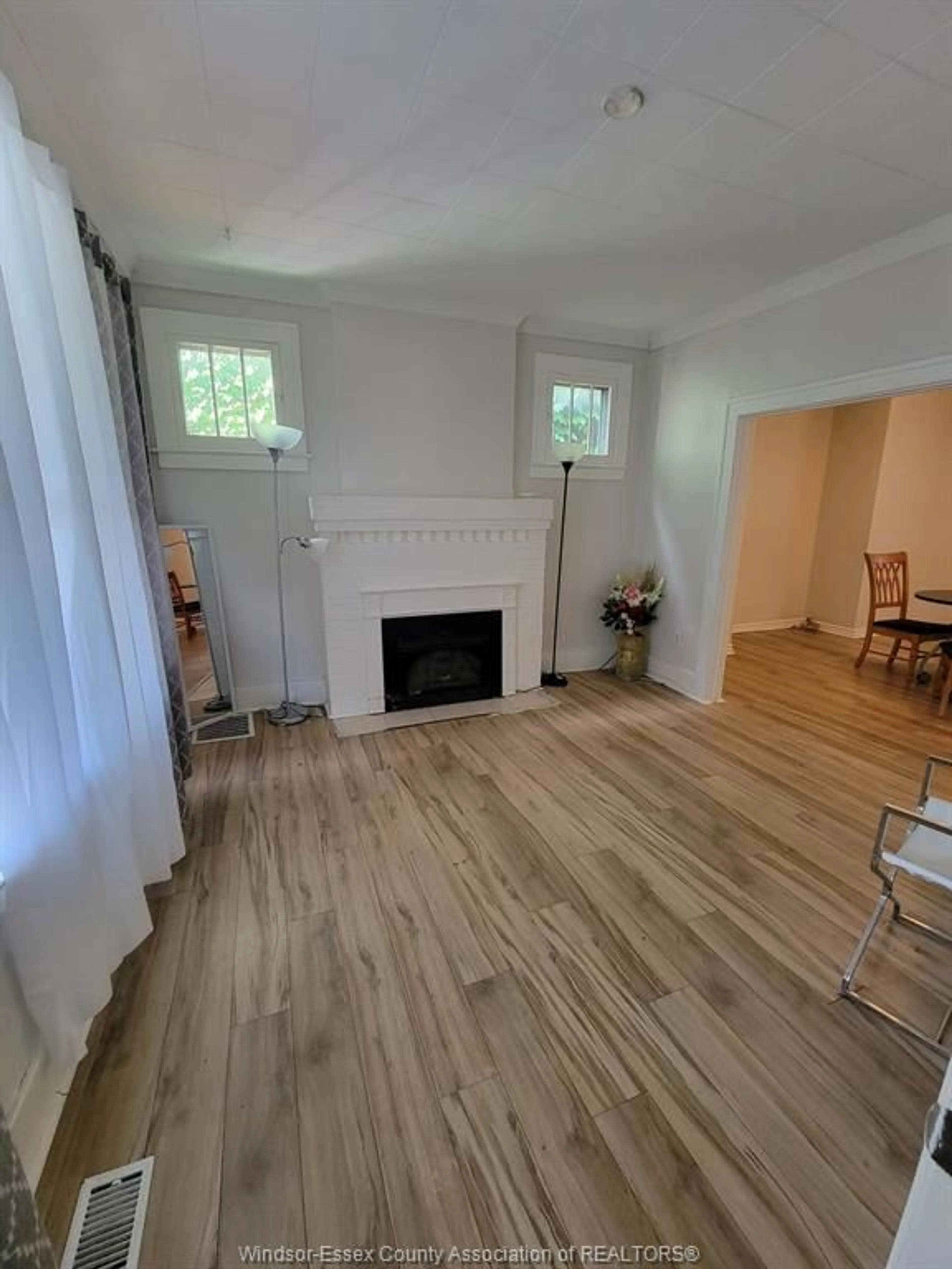 A pic of a room for 3509 PETER, Windsor Ontario N9C 1J6