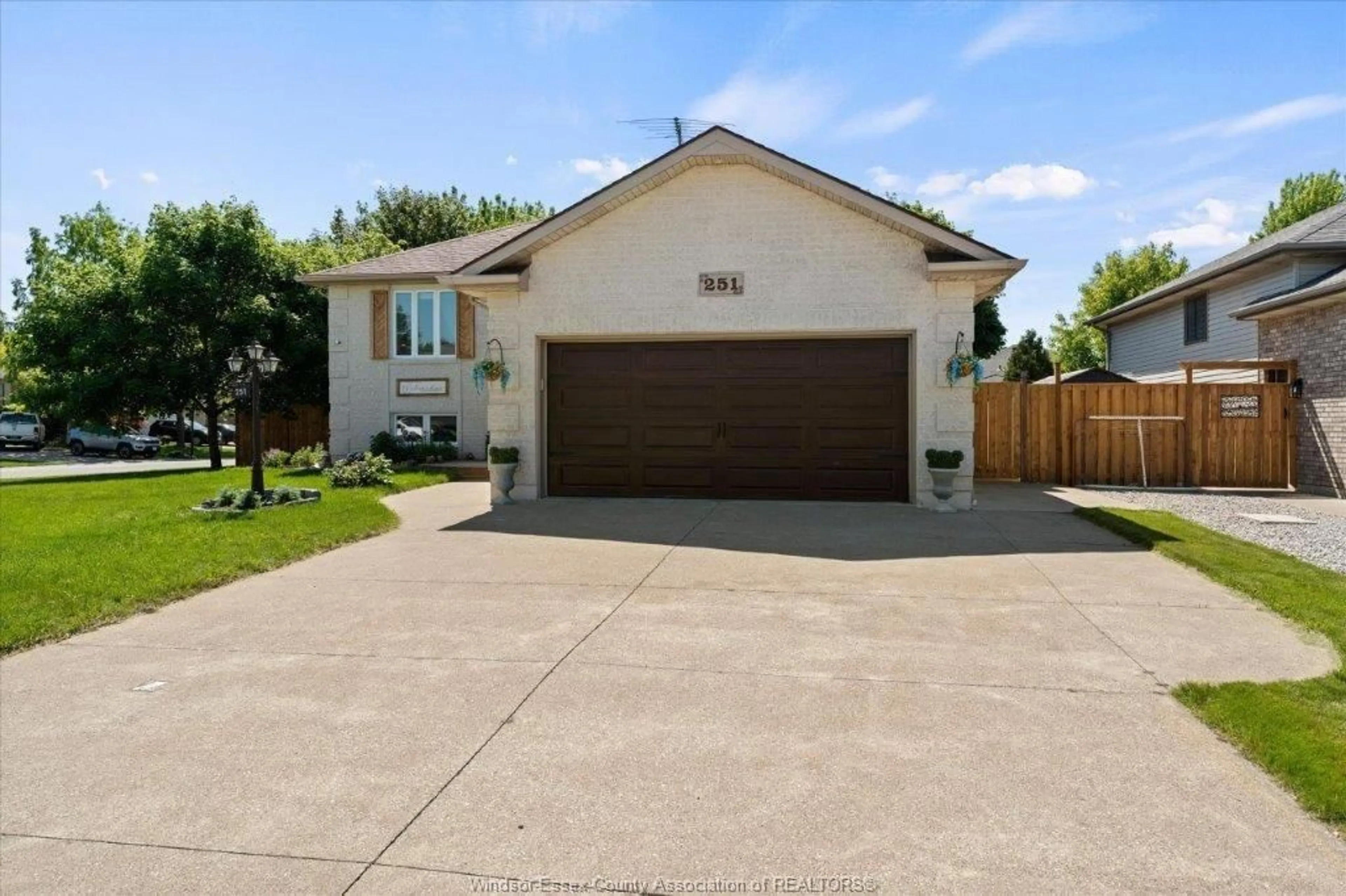 Unknown for 251 WILLOWWOOD, Belle River Ontario N0R 1A0