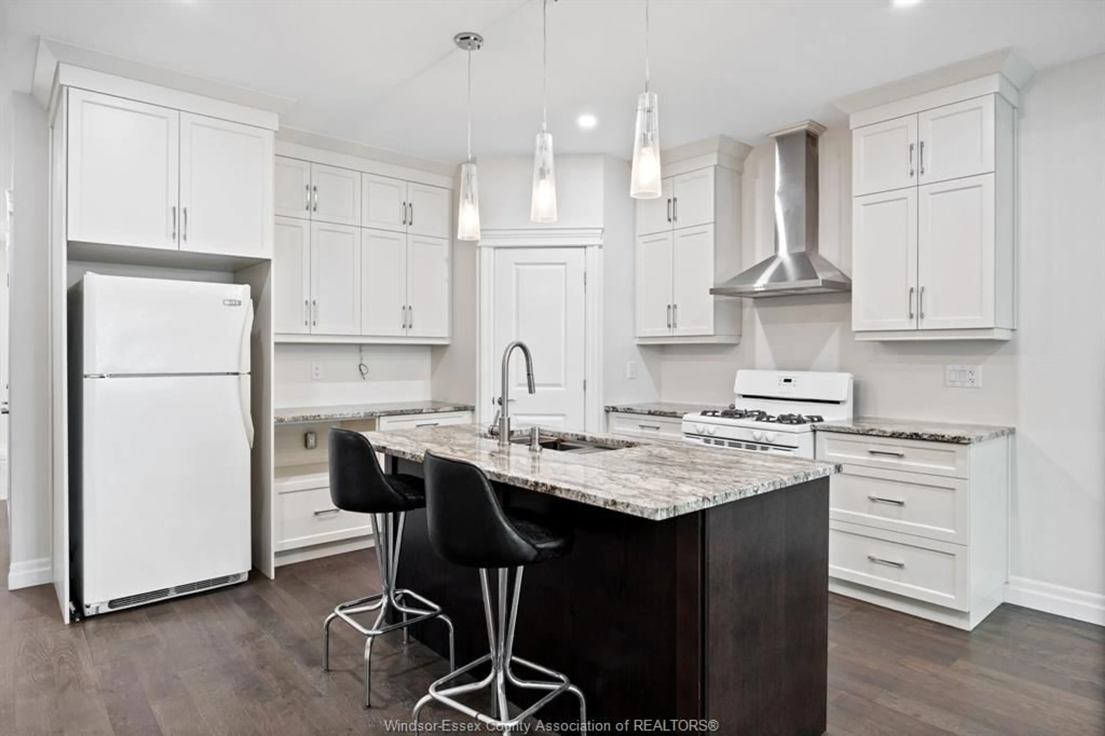 Open concept kitchen, unknown for 61 PEREIRA, Harrow Ontario N0R 1G0