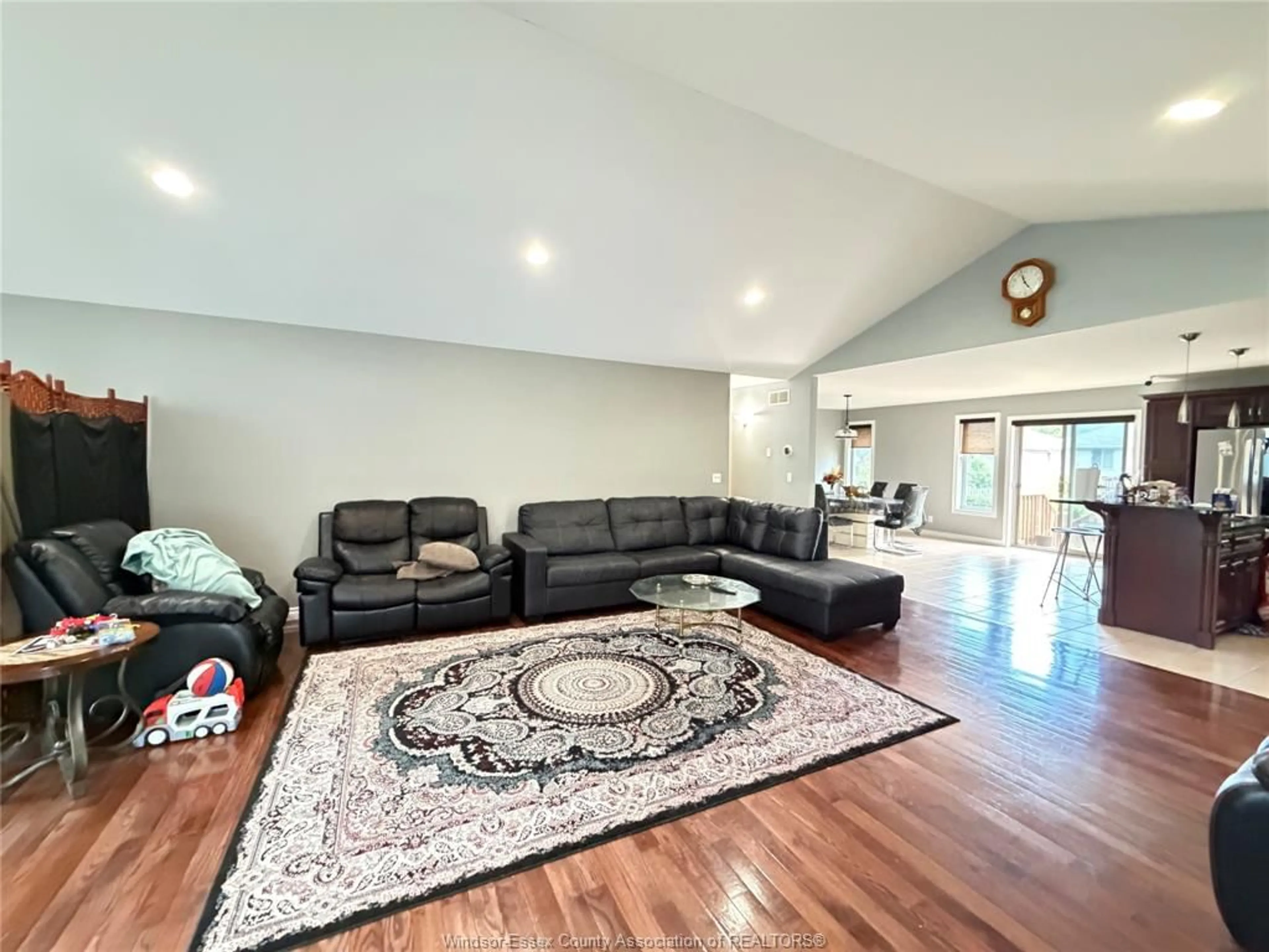 Living room with furniture, unknown for 2361 ASKIN Ave, Windsor Ontario N9E 4Y2