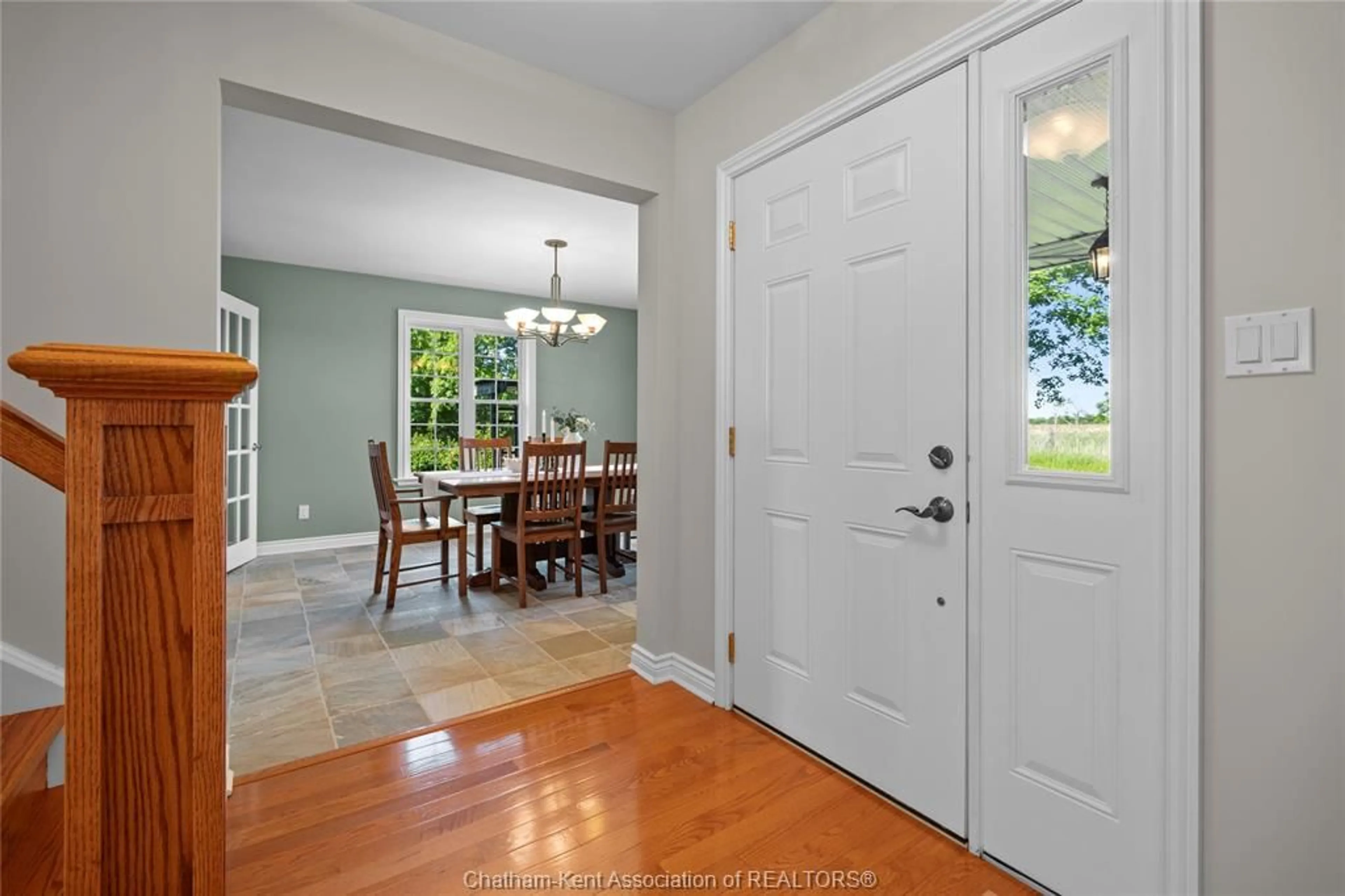 Indoor entryway for 11782 Rose Beach Line, Howard Township Ontario N0P 1X0