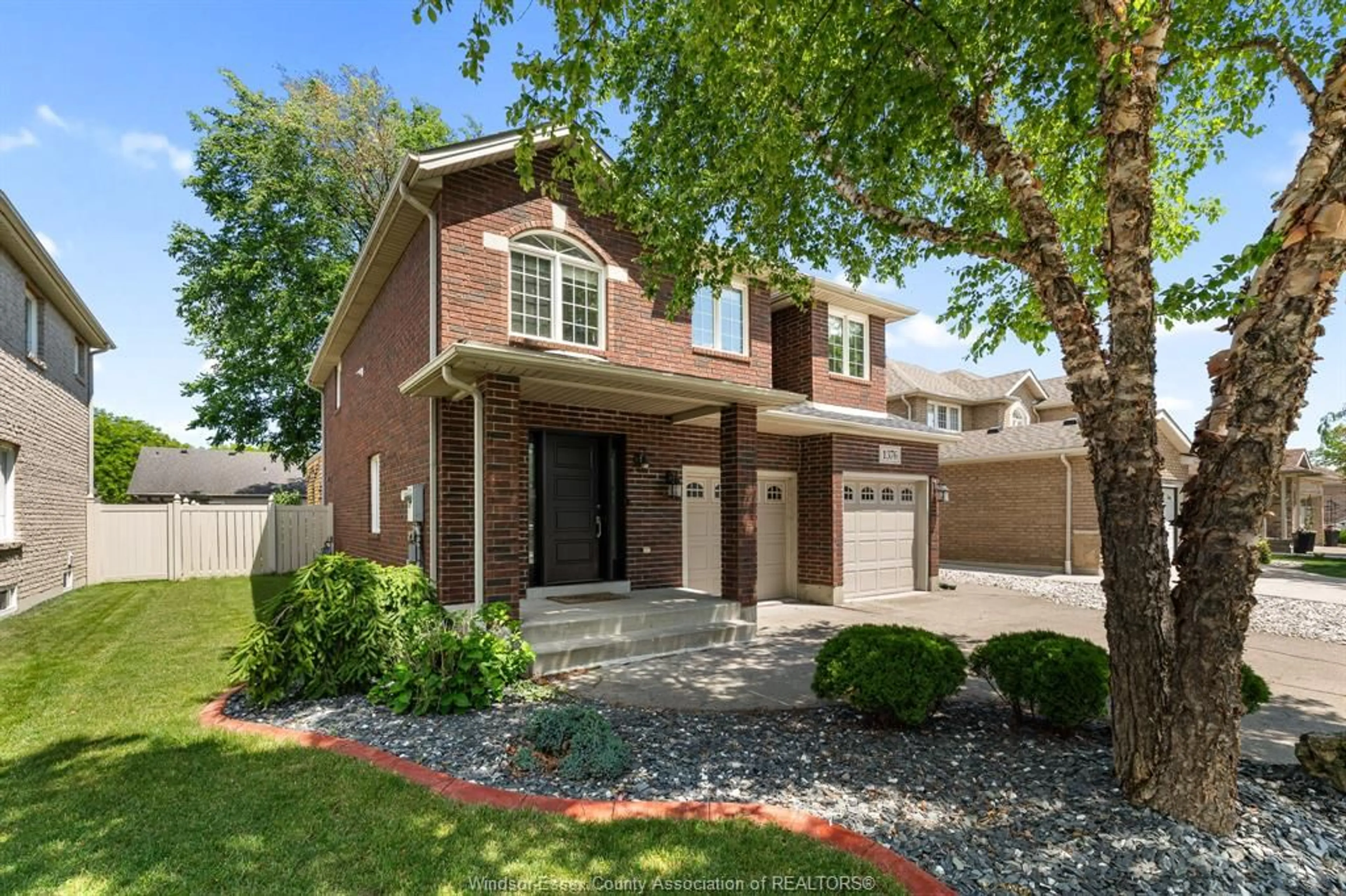 Home with brick exterior material, street for 1376 Lakeview Ave, Windsor Ontario N8P 1K7