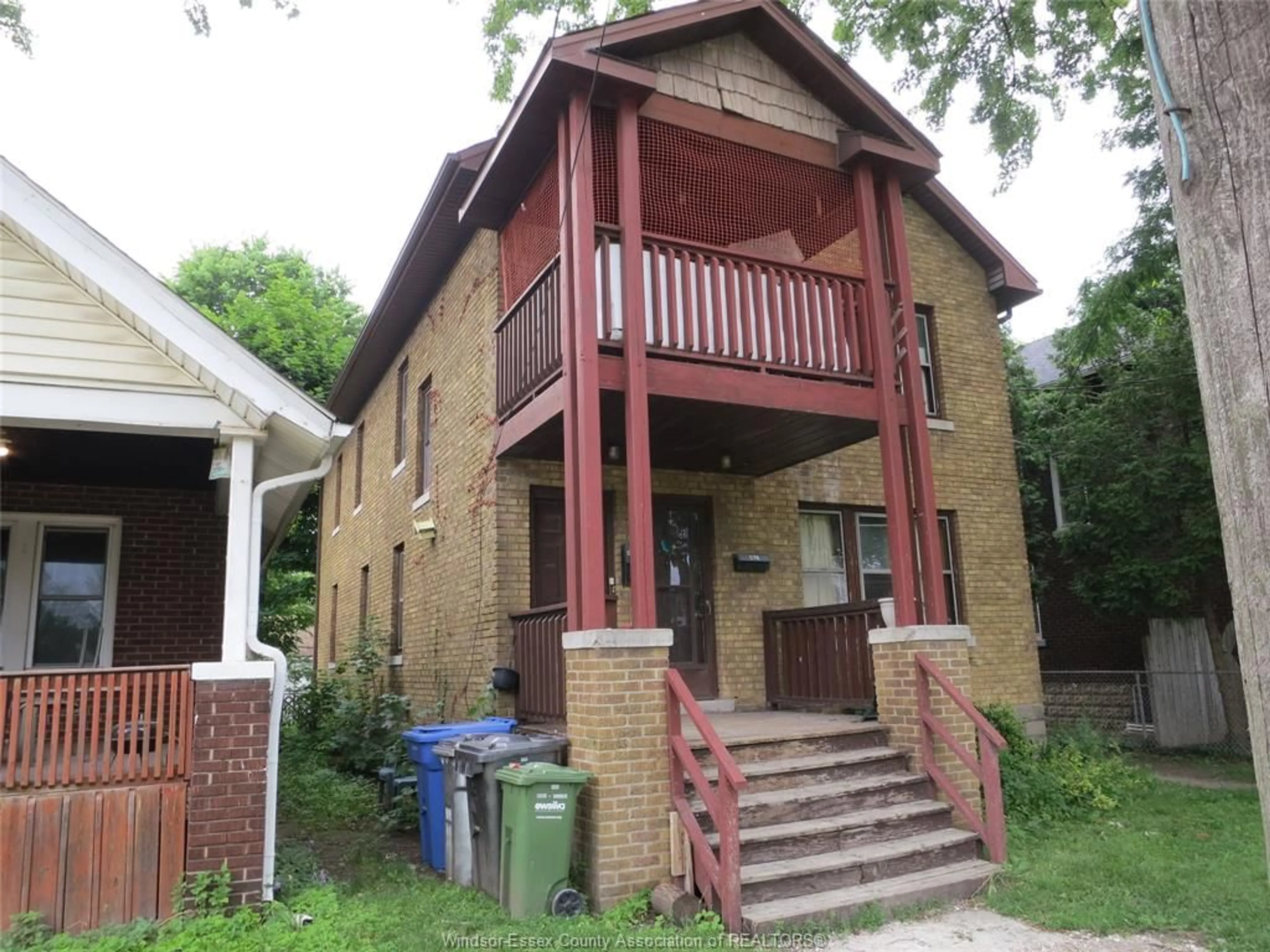 Home with brick exterior material, street for 574-576 SOUTH St, Windsor Ontario N9C 2W9