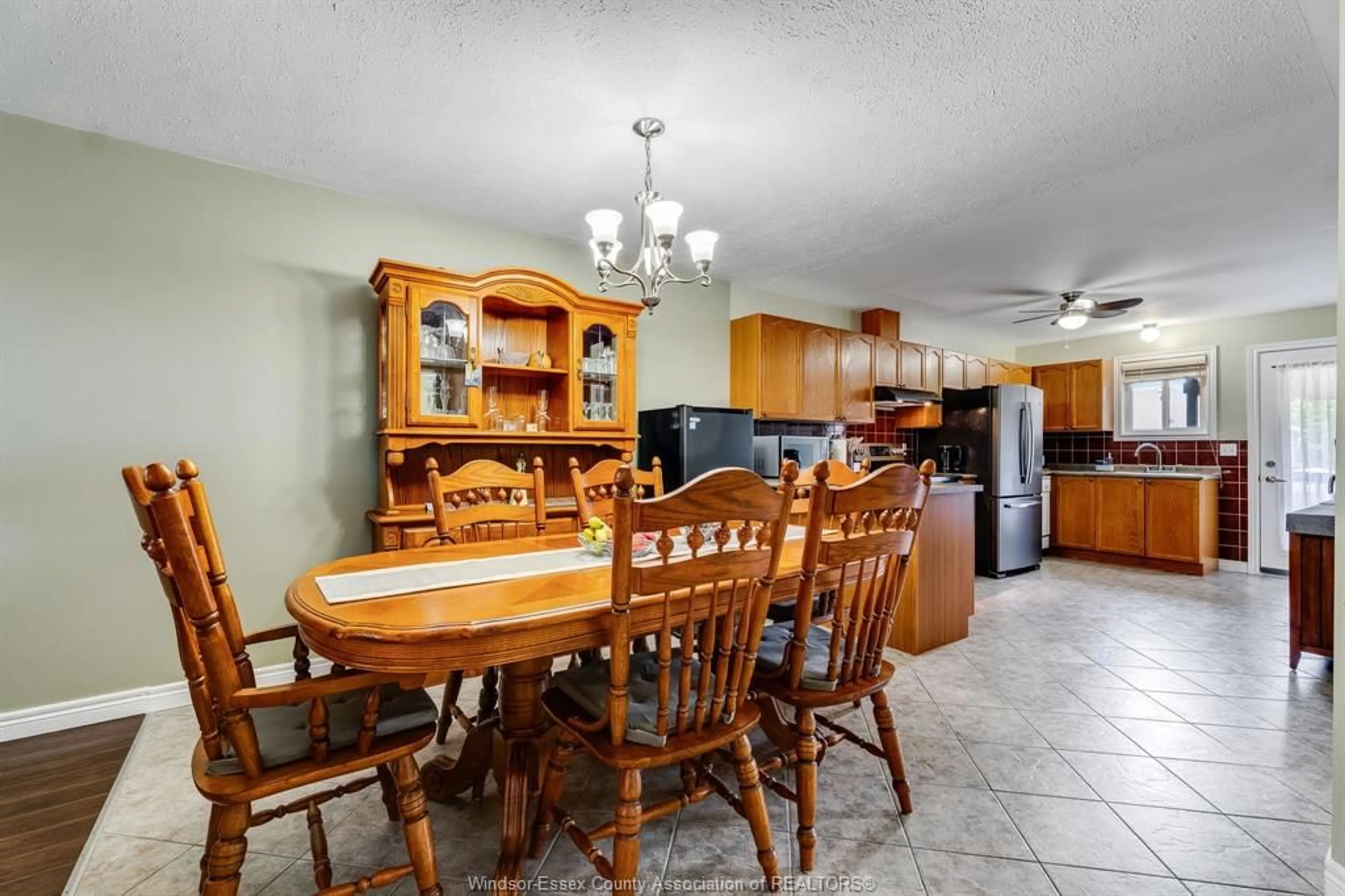 Unknown for 130 Sturgeon Meadows Ave, Leamington Ontario N8H 5L1