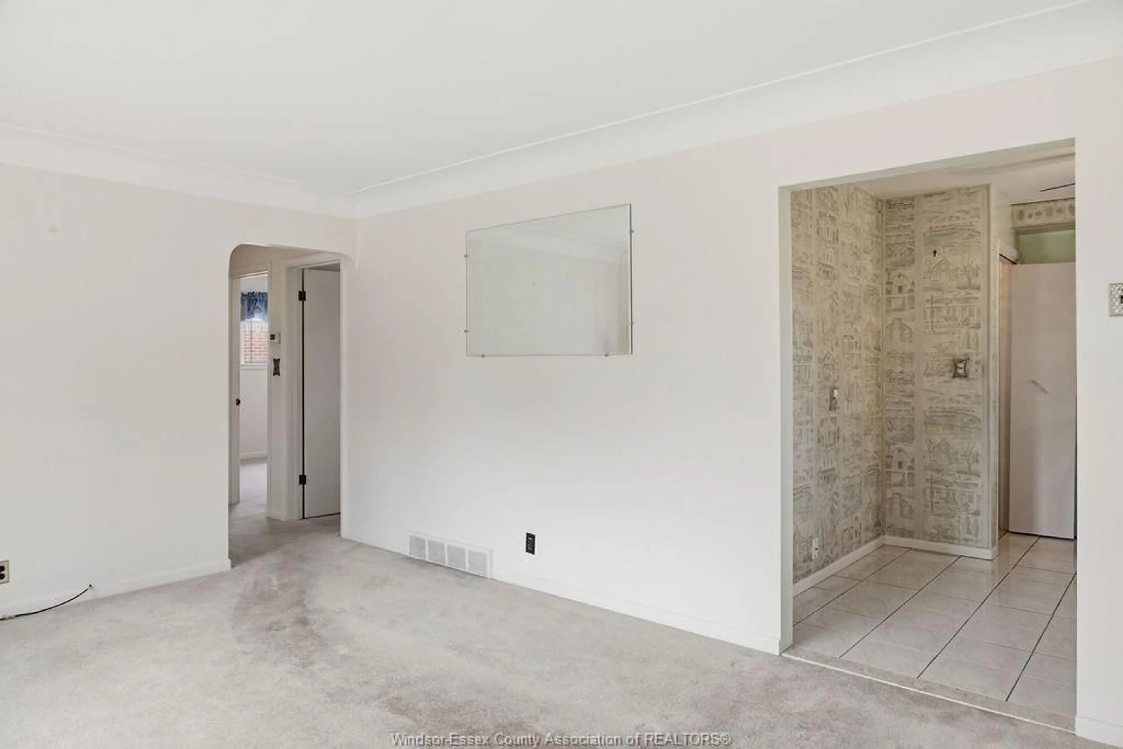 A pic of a room for 1156 ESDRAS, Windsor Ontario N8S 2N4