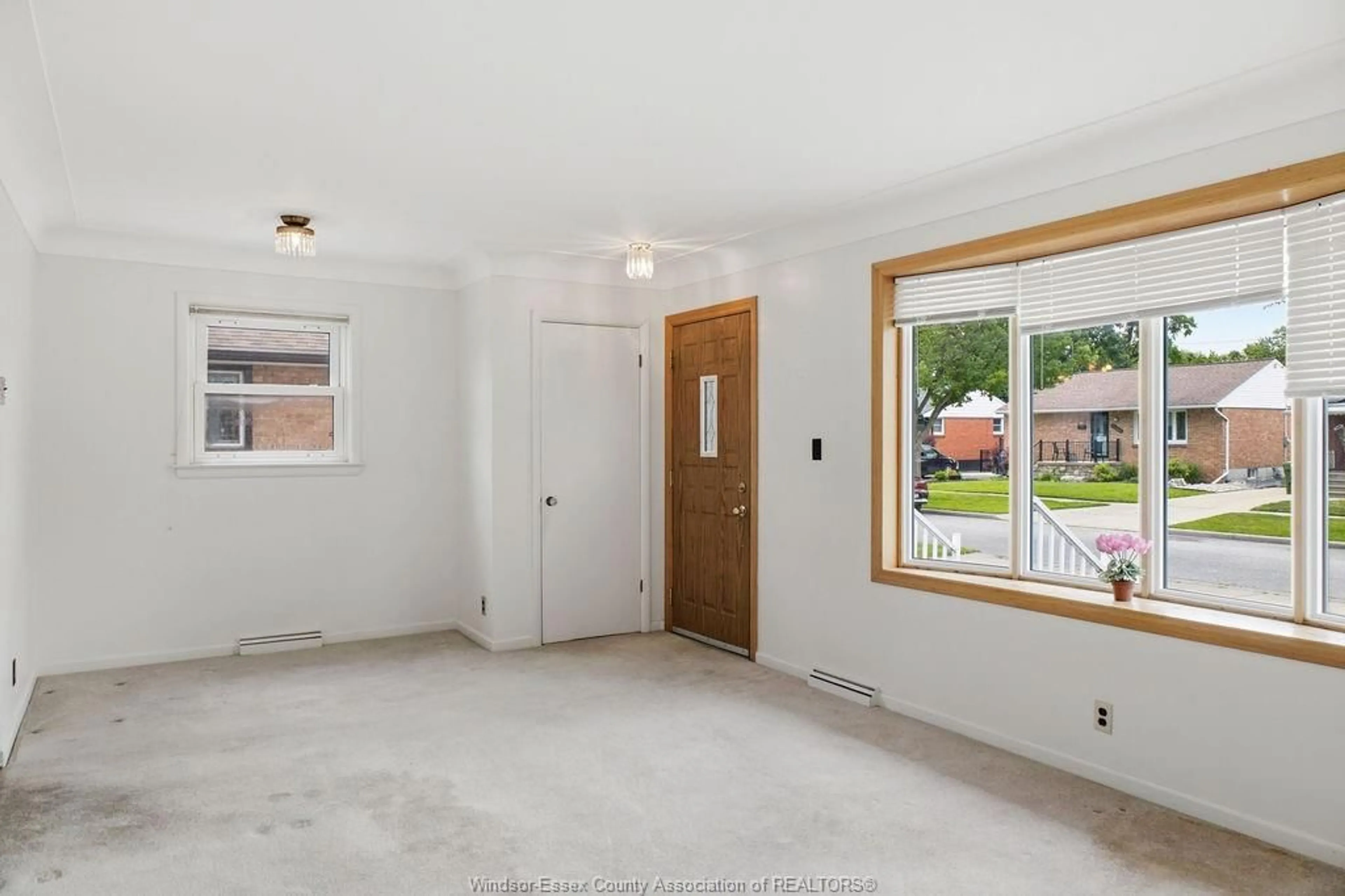 A pic of a room for 1156 ESDRAS, Windsor Ontario N8S 2N4