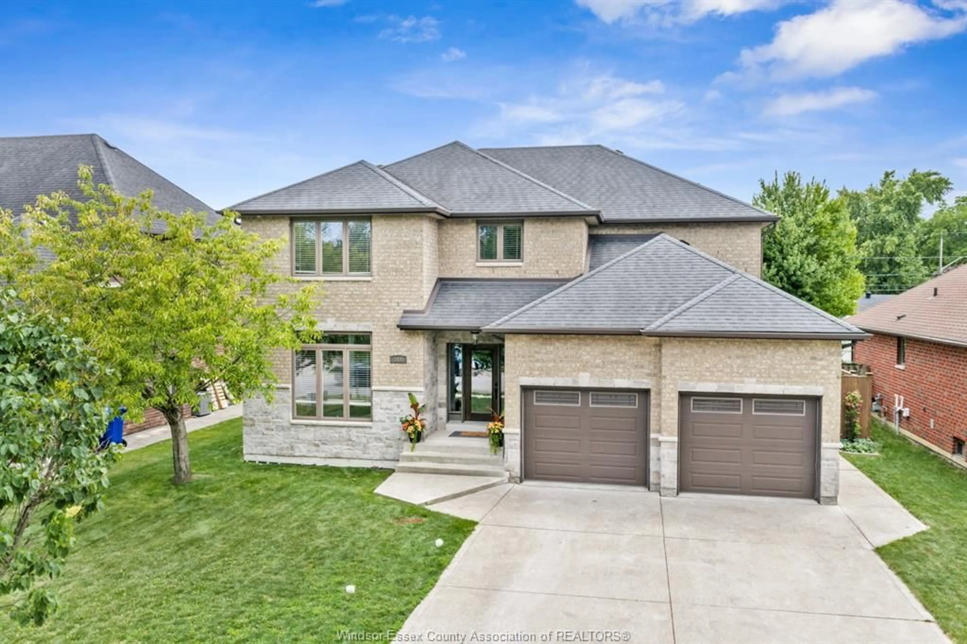 Home with brick exterior material, street for 510 HURON St, LaSalle Ontario N9J 3Z4