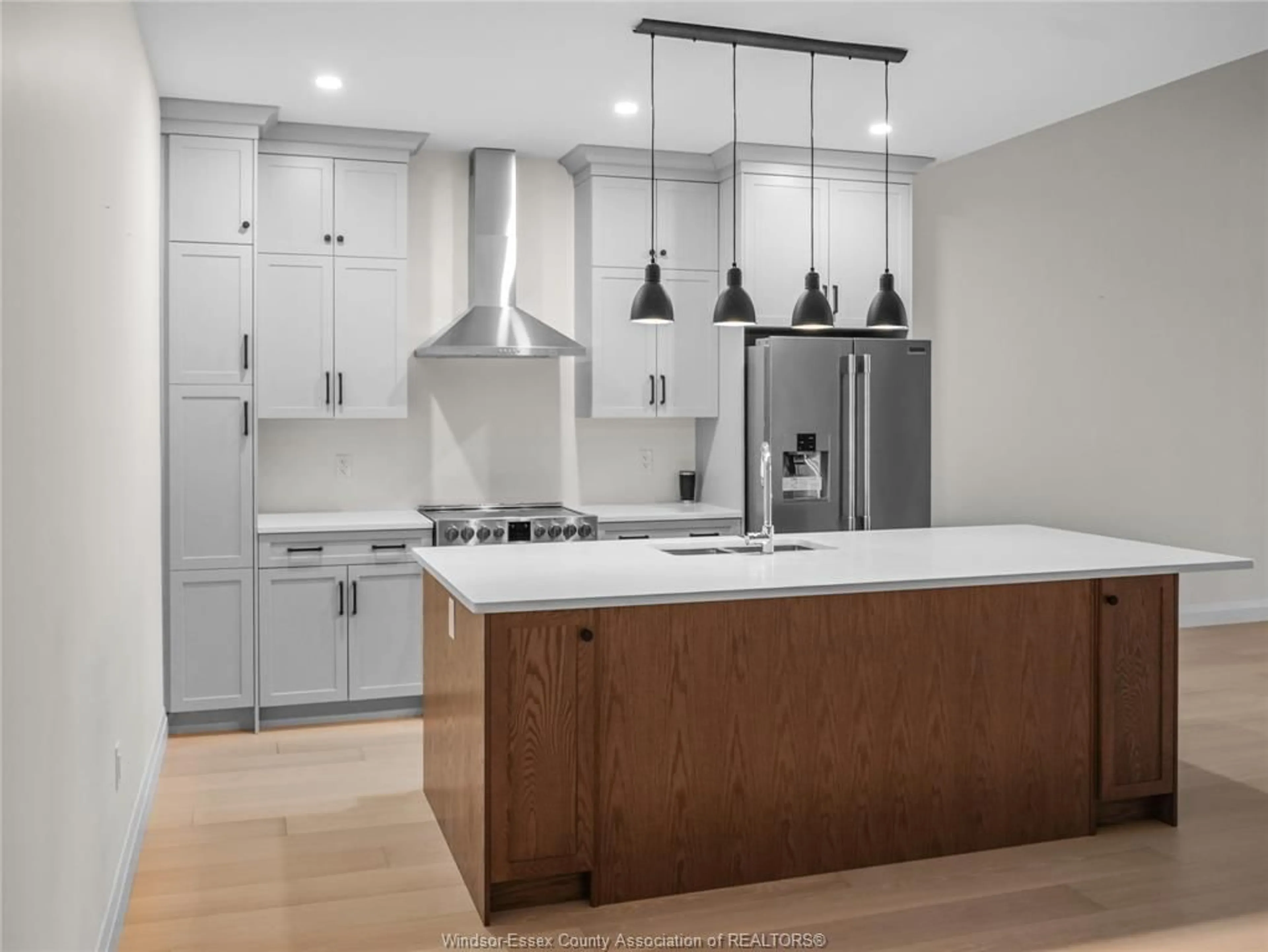 Contemporary kitchen, unknown for 224 MCLELLAN Ave, Amherstburg Ontario N9V 0H1